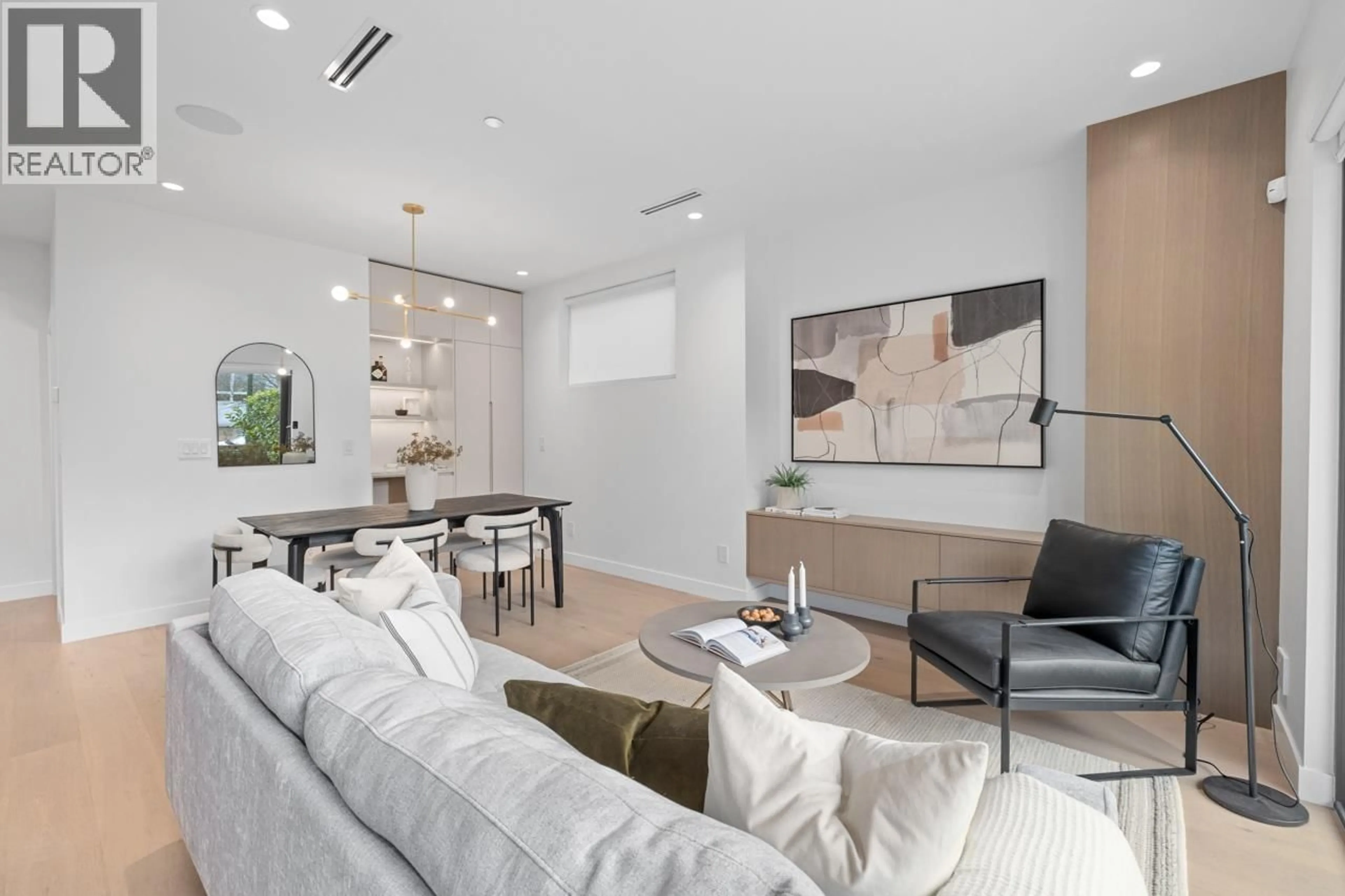 Living room with furniture, unknown for 1 - 435 37TH AVENUE, Vancouver British Columbia V5W1E8