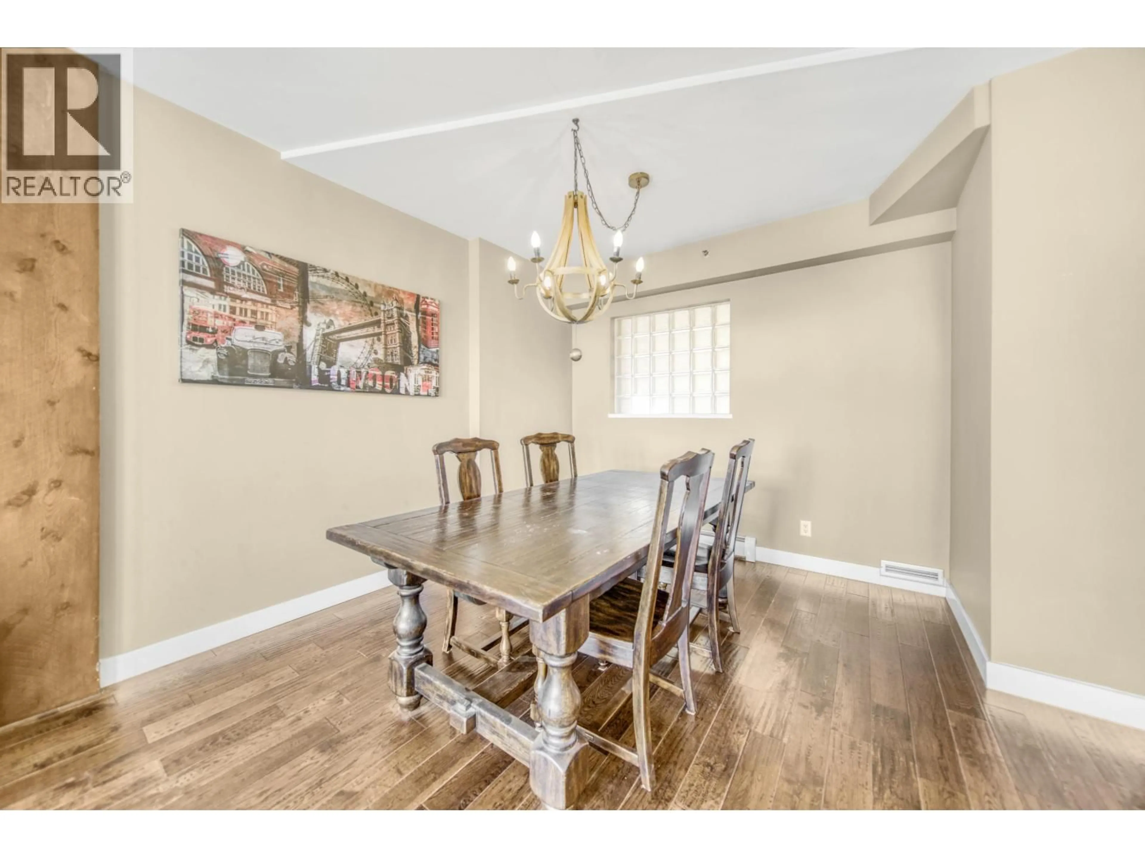 Dining room, wood/laminate floor for 405 - 212 DAVIE STREET, Vancouver British Columbia V6B5Z4