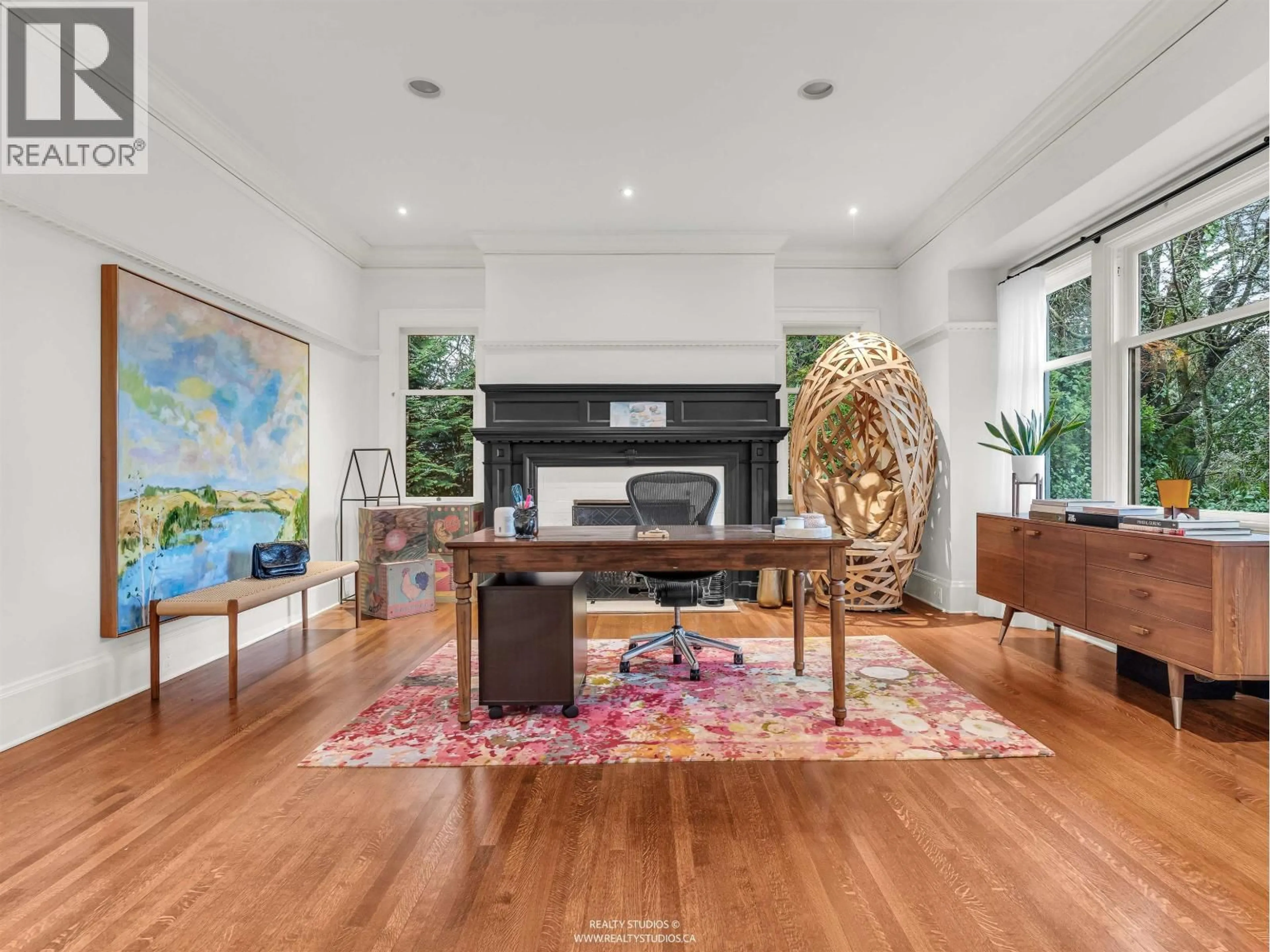 Living room with furniture, wood/laminate floor for 1712 CEDAR CRESCENT, Vancouver British Columbia V6J2R2