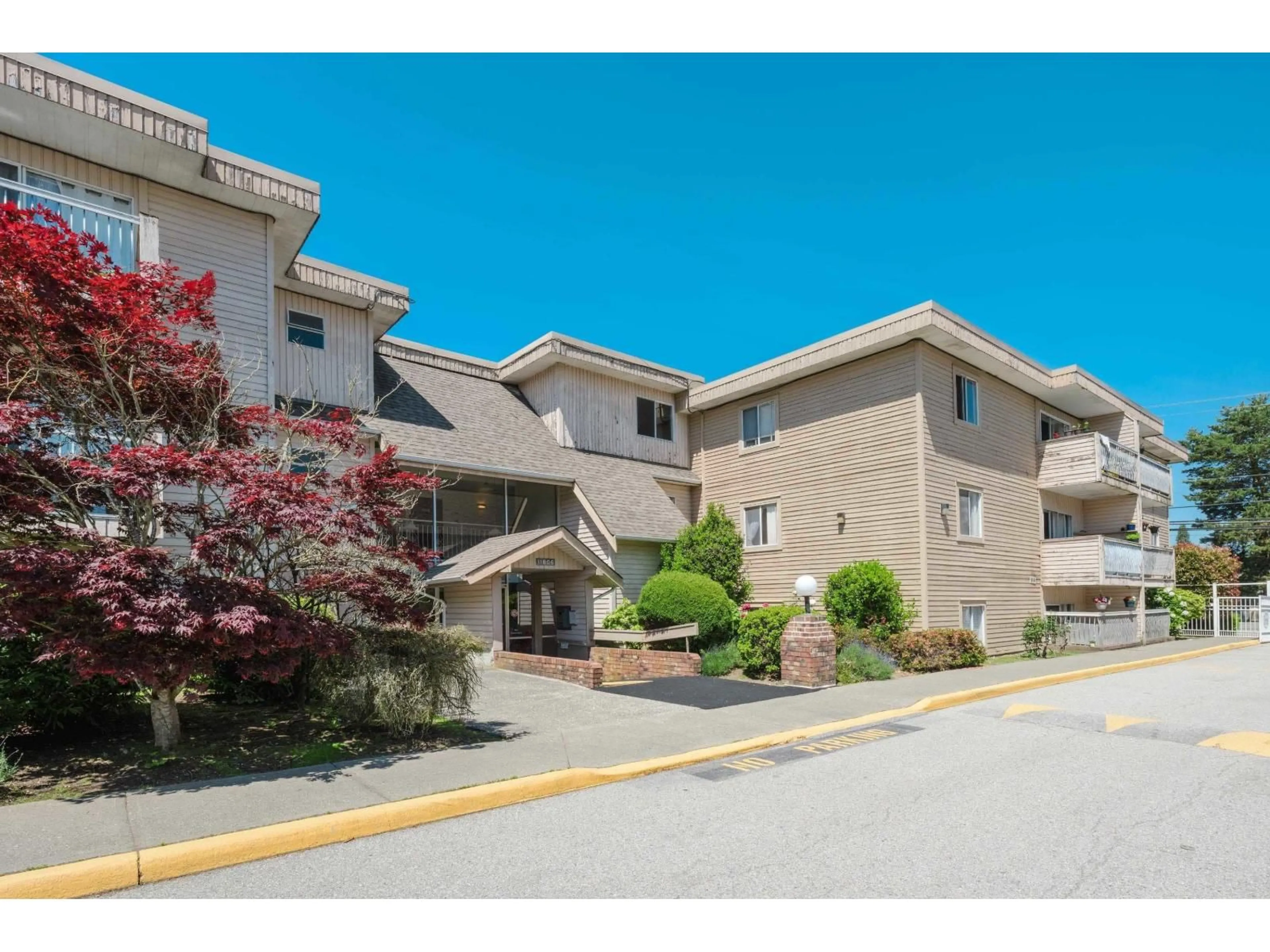 Patio, unknown for 123 - 11806 88 AVENUE, Delta British Columbia V4C3C5