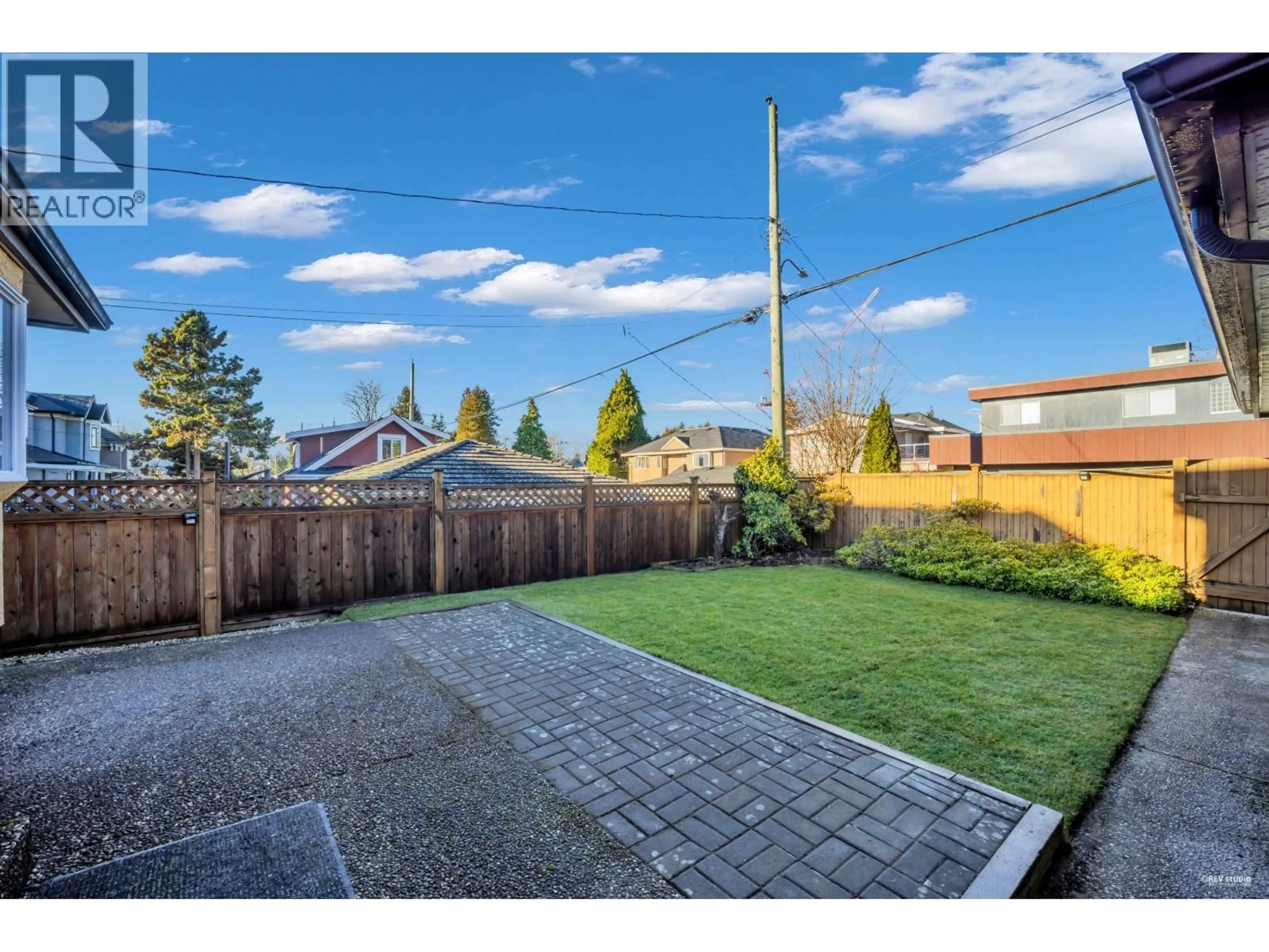 Patio, street for 2445 W 19TH AVENUE, Vancouver British Columbia V6L1C8