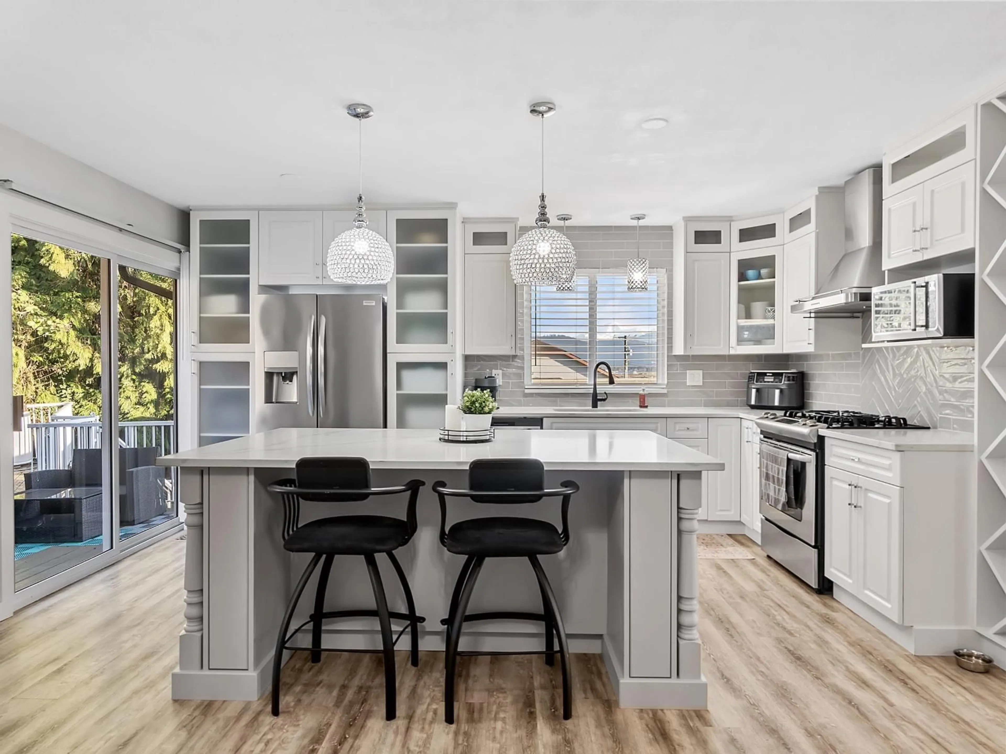 Open concept kitchen, unknown for 34751 DELAIR ROAD, Abbotsford British Columbia V2S2E1