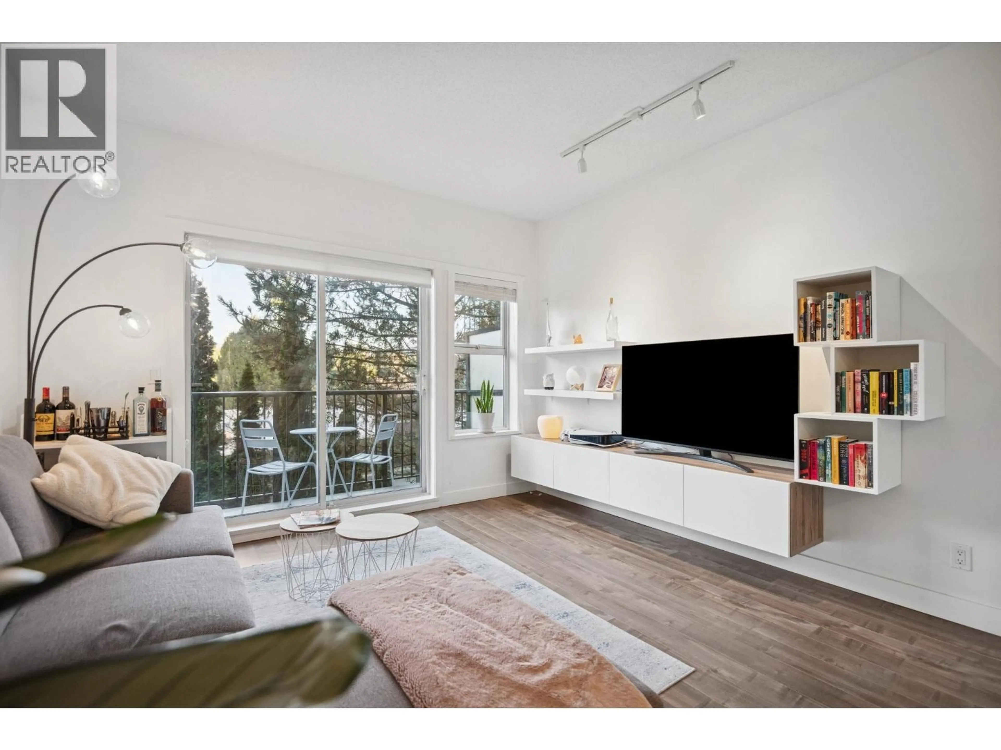 Living room with furniture, wood/laminate floor for 37 - 730 FARROW STREET, Coquitlam British Columbia V3J7Y7