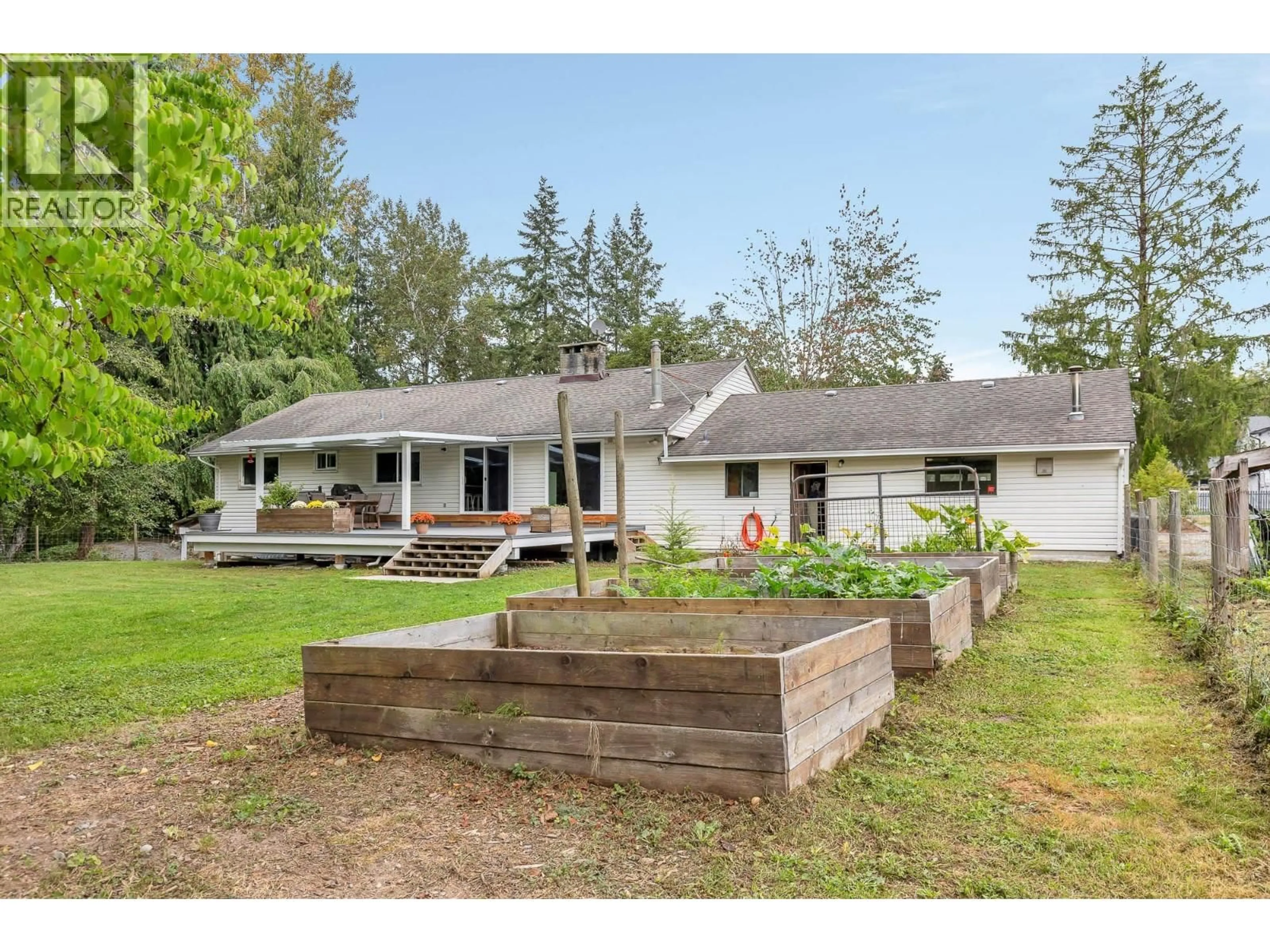 A pic from outside/outdoor area/front of a property/back of a property/a pic from drone, unknown for 24320 116 AVENUE, Maple Ridge British Columbia V4R1L7