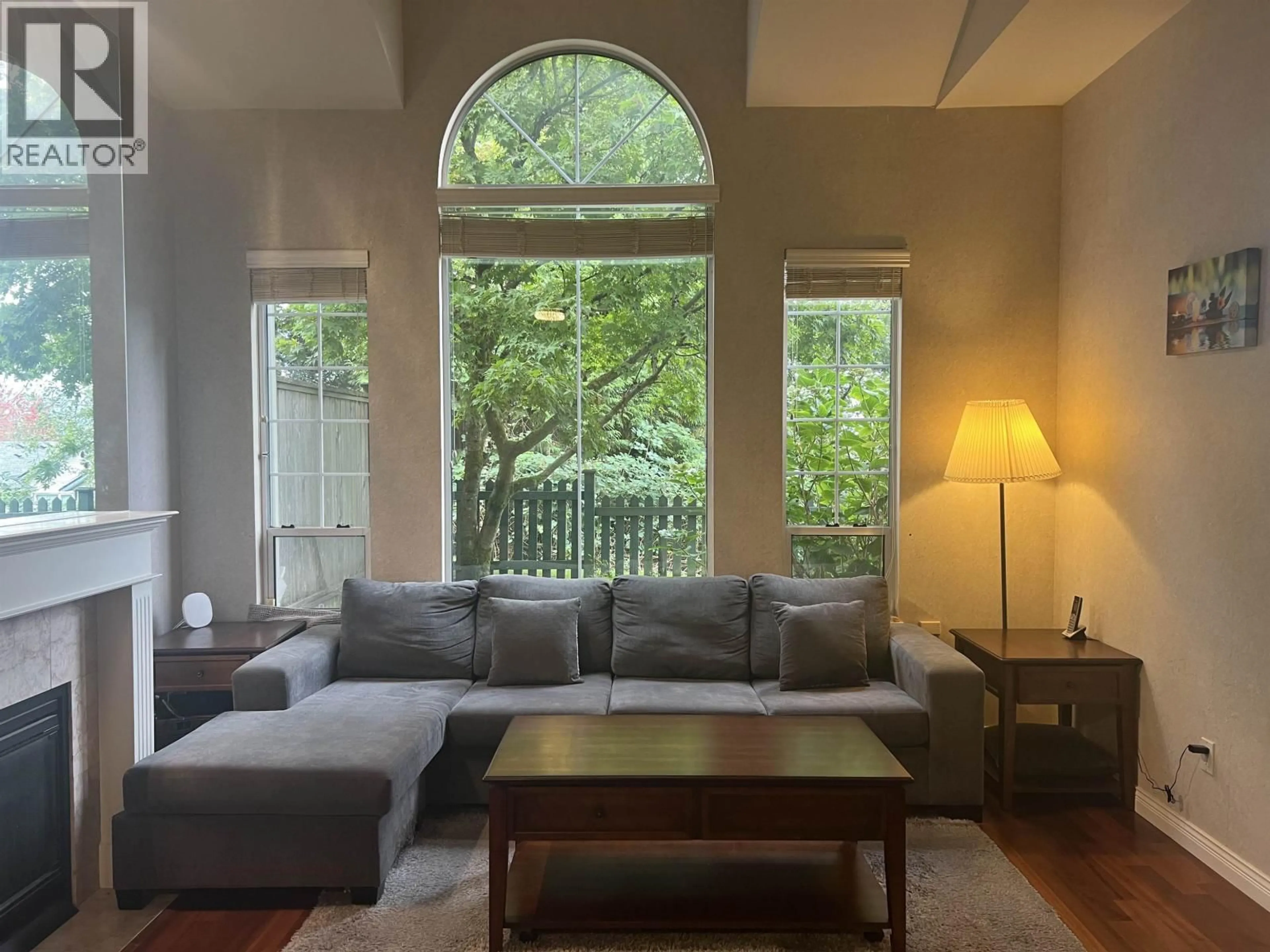 Living room with furniture, unknown for 18 - 7465 MULBERRY PLACE, Burnaby British Columbia V3N5A1