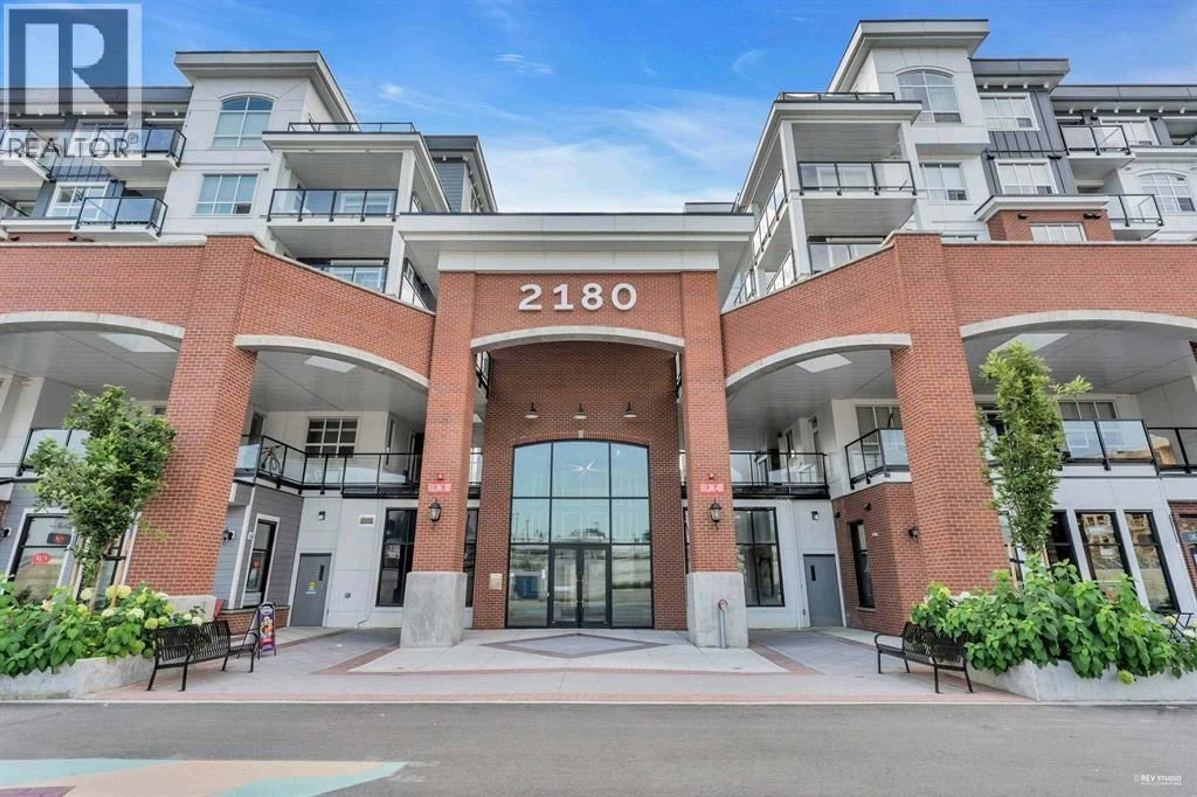 Indoor foyer for 4413 - 2180 KELLY STREET, Port Coquitlam British Columbia V3C0L1