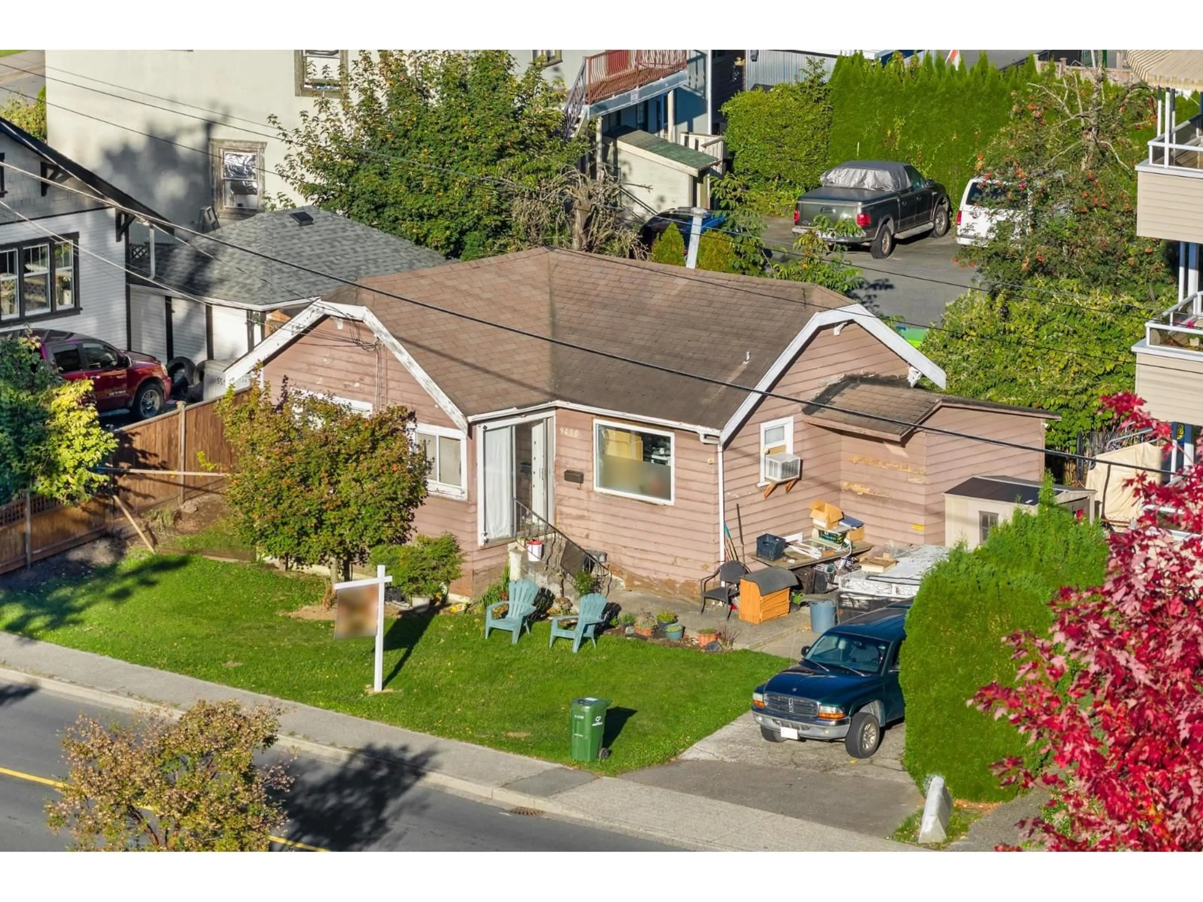 A pic from outside/outdoor area/front of a property/back of a property/a pic from drone, street for 9430 YOUNG ROAD, Chilliwack British Columbia V2P4S5
