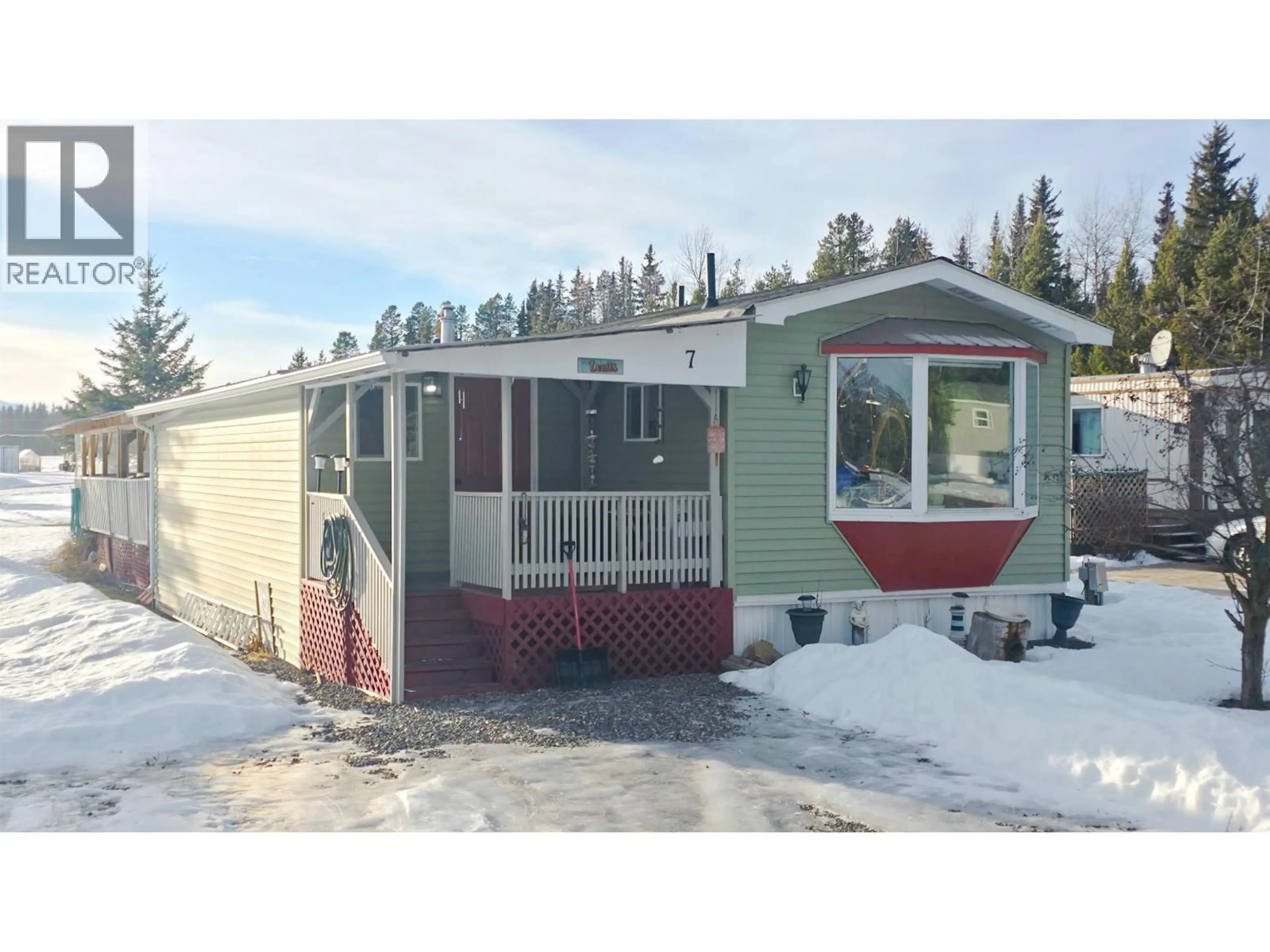 Home with vinyl exterior material, street for 7 - 3960 DRIVE-IN ROAD, Houston British Columbia V0J1Z2