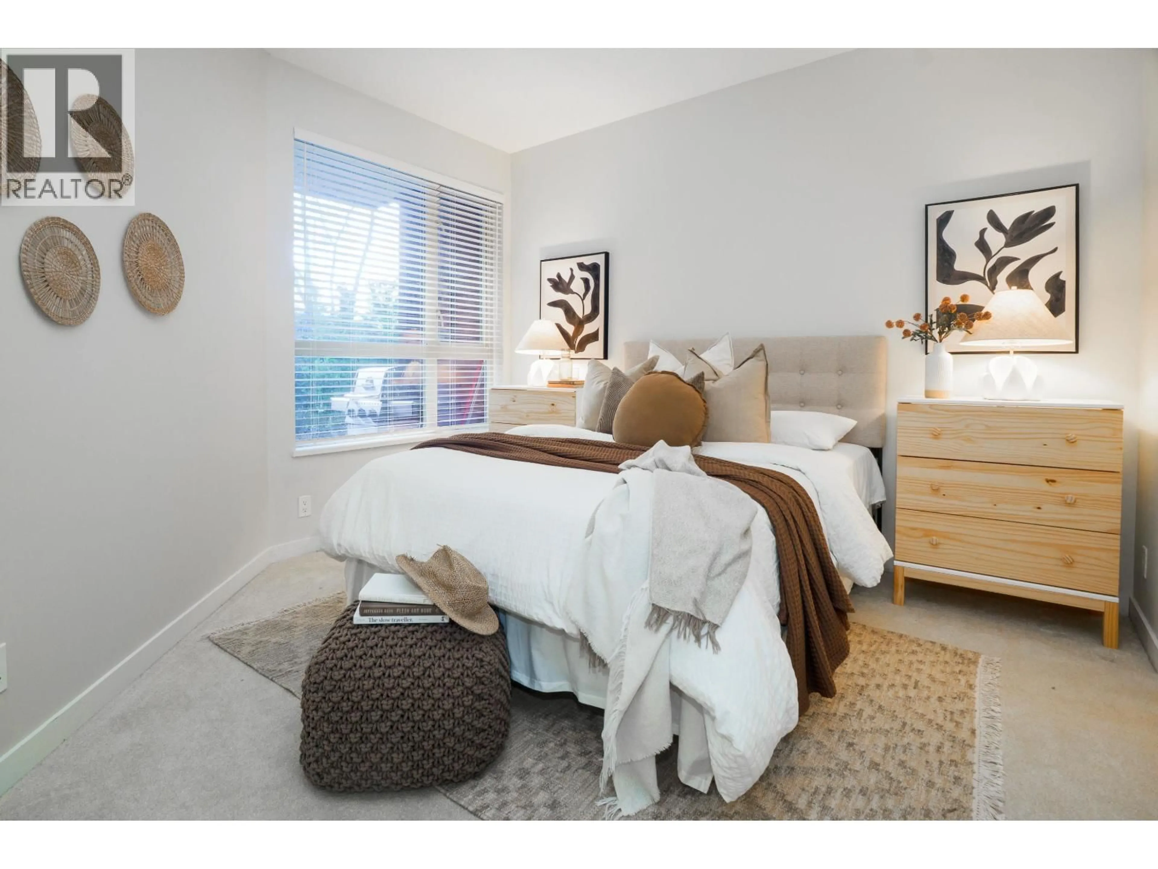 Bedroom with bed, unknown for 101 - 1153 KENSAL PLACE, Coquitlam British Columbia V3B0G8