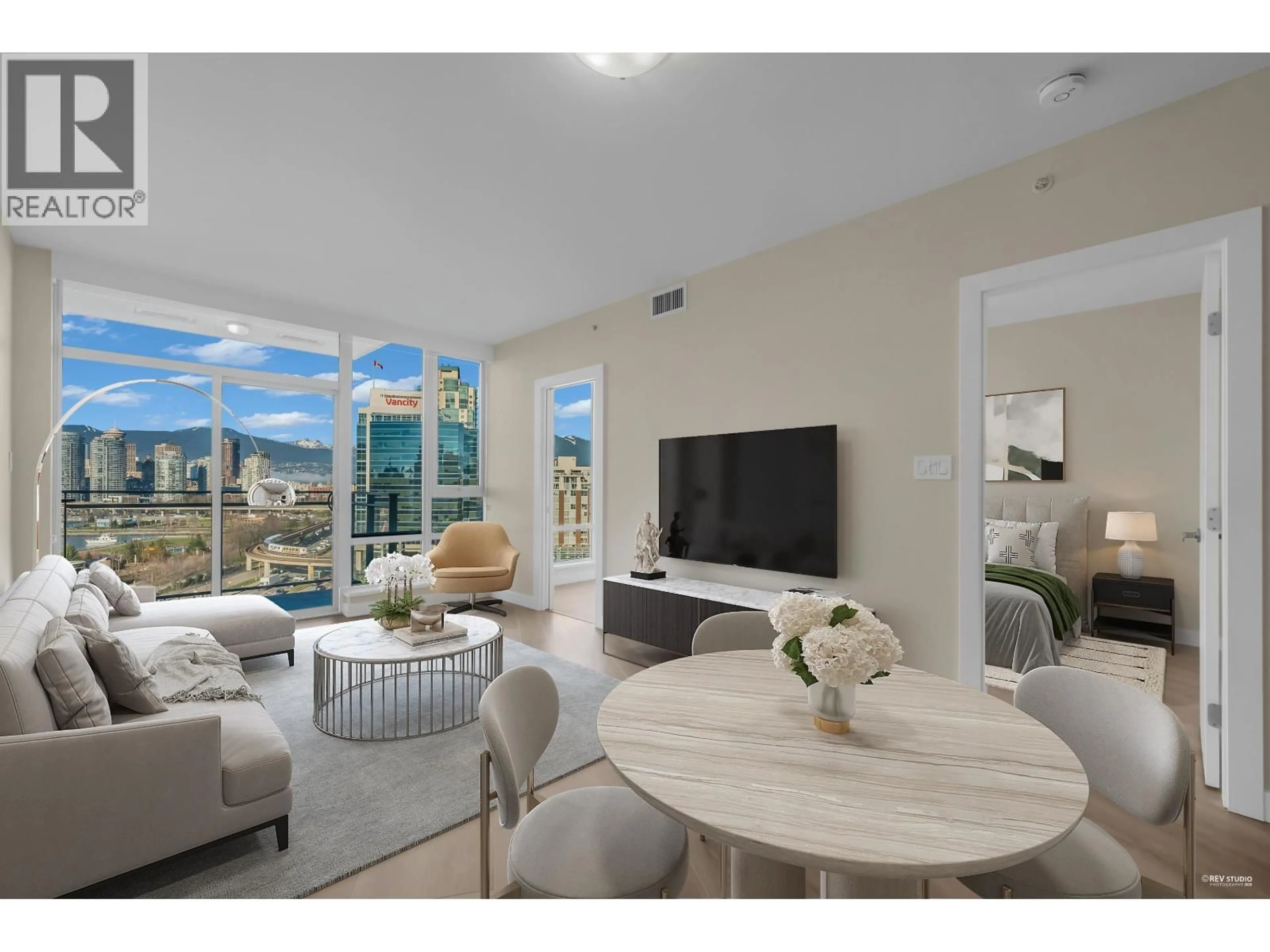 Living room with furniture, unknown for 1613 - 1618 QUEBEC STREET, Vancouver British Columbia V6A0C5