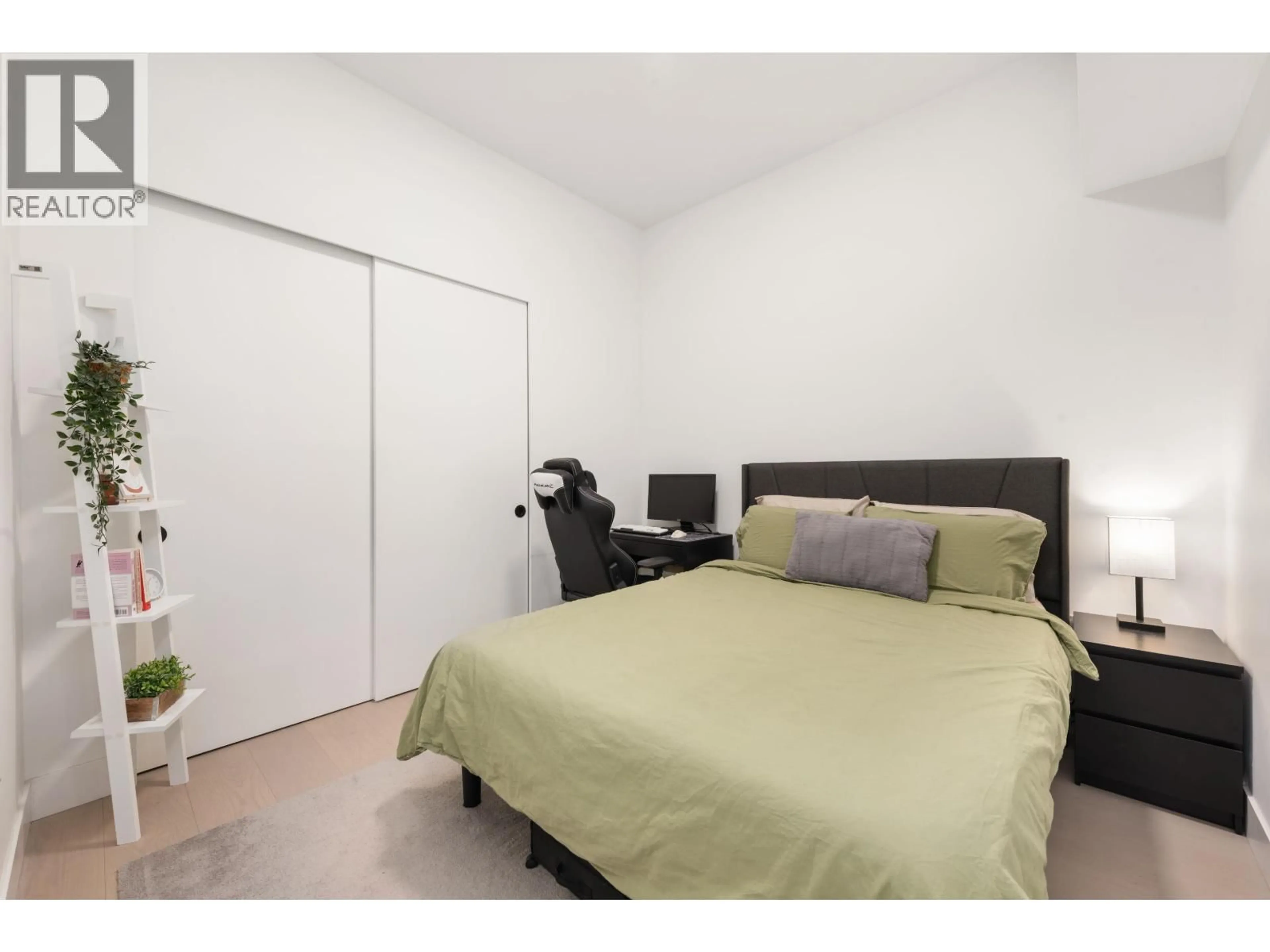 A pic of a room for 303 - 300 SALTER STREET, New Westminster British Columbia V3M0L9