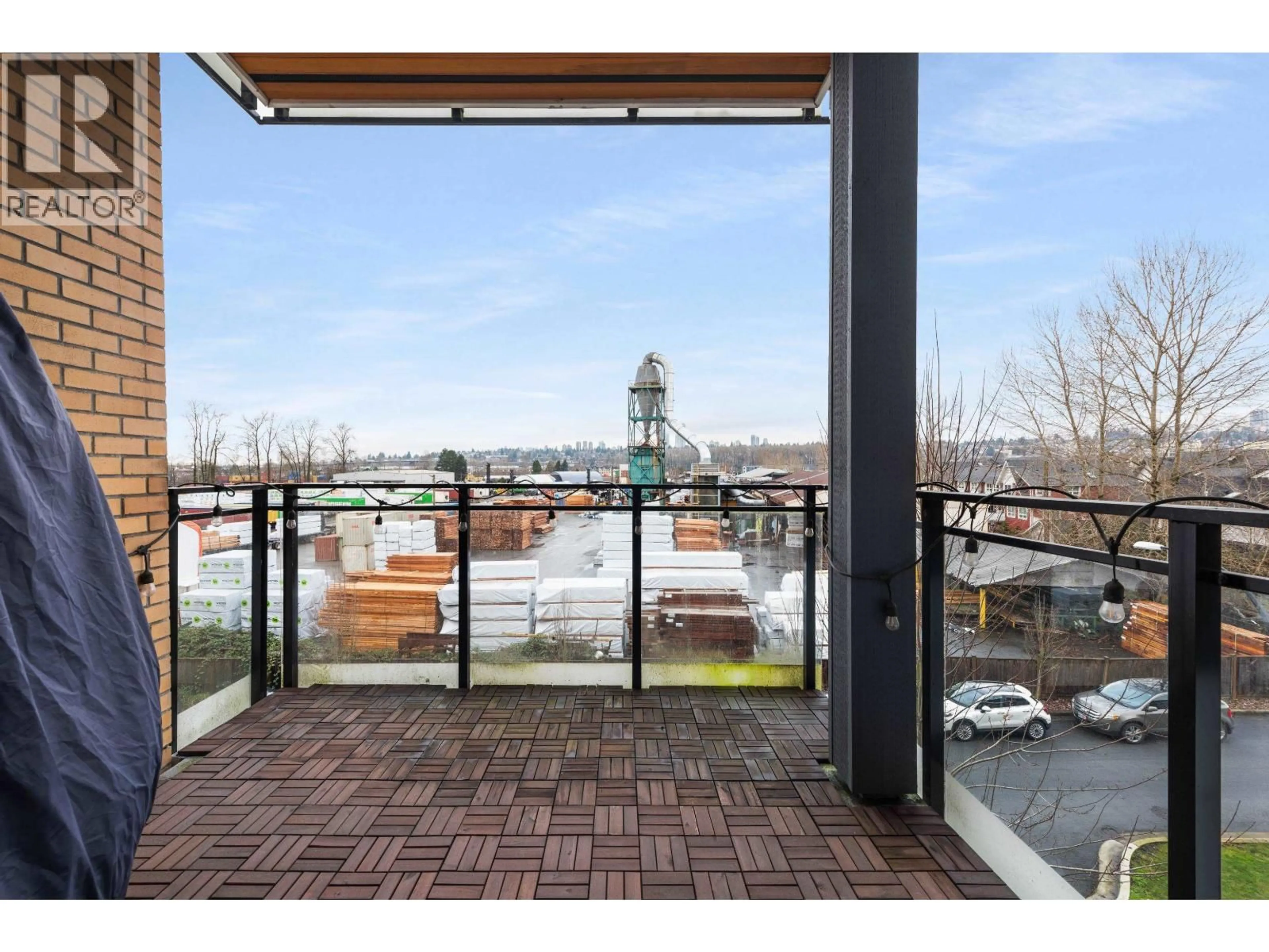 Patio, water/lake/river/ocean view for 303 - 300 SALTER STREET, New Westminster British Columbia V3M0L9