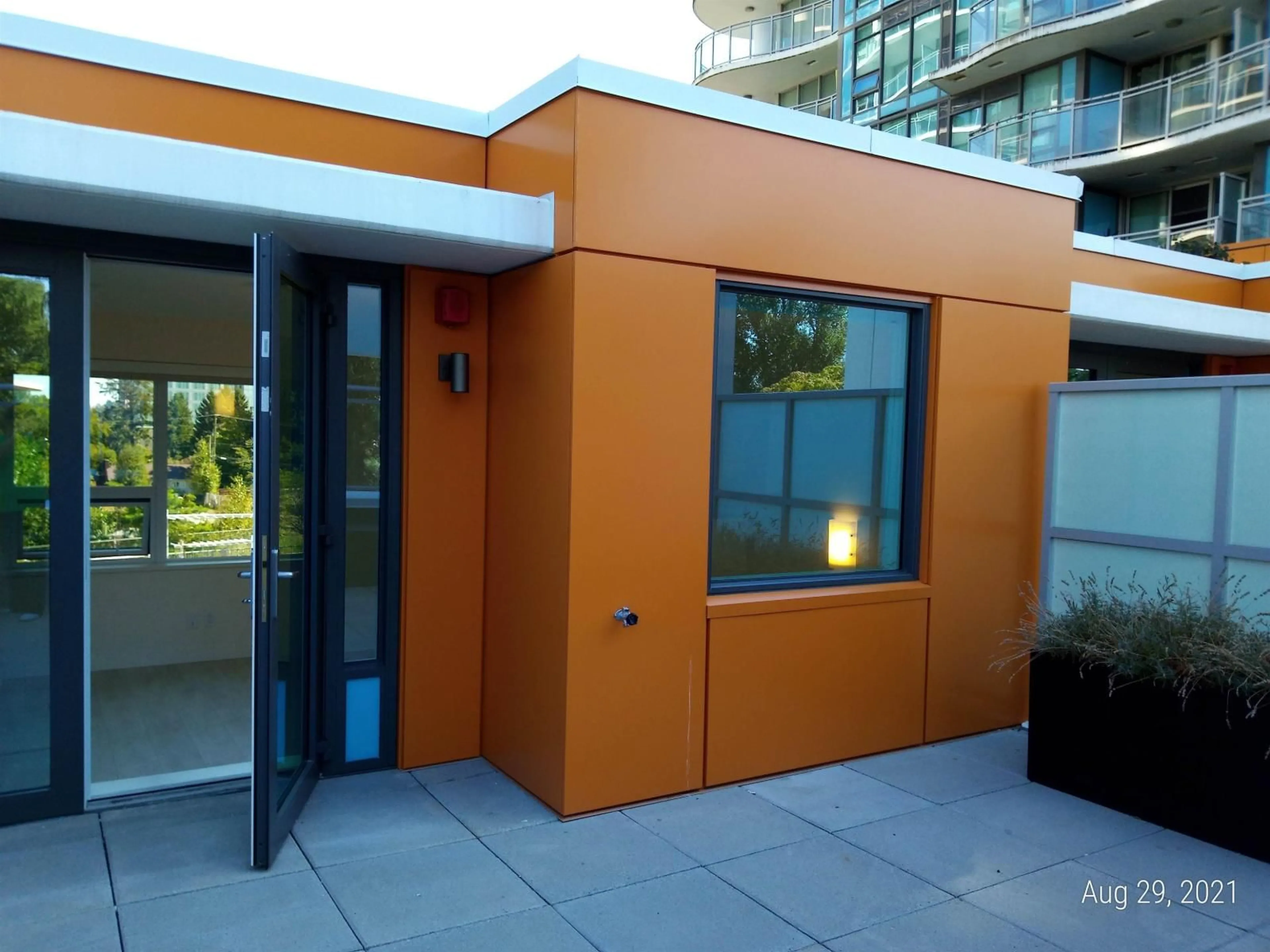 Indoor entryway for TH10 - 10388 133 STREET, Surrey British Columbia V3T0R2