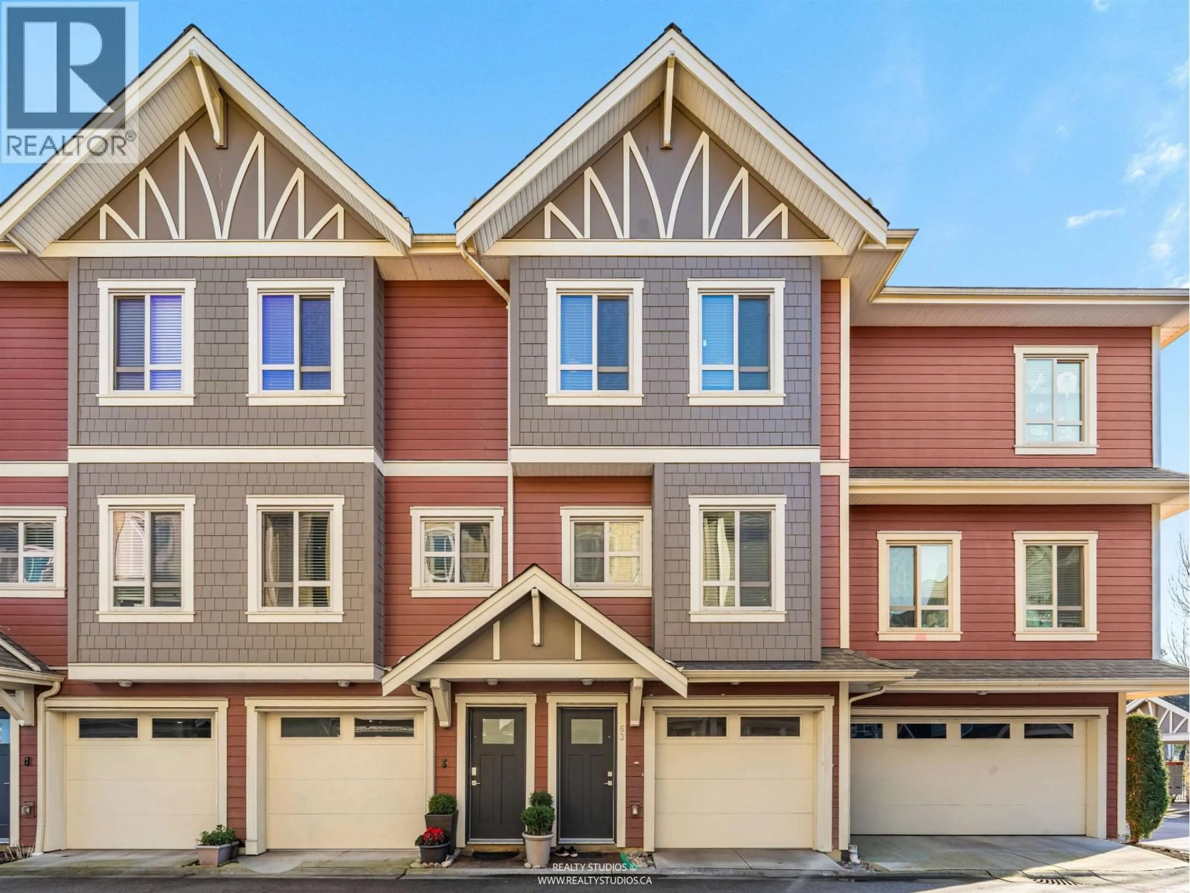 Home with vinyl exterior material, street for 63 - 843 EWEN AVENUE, New Westminster British Columbia V3M0K6