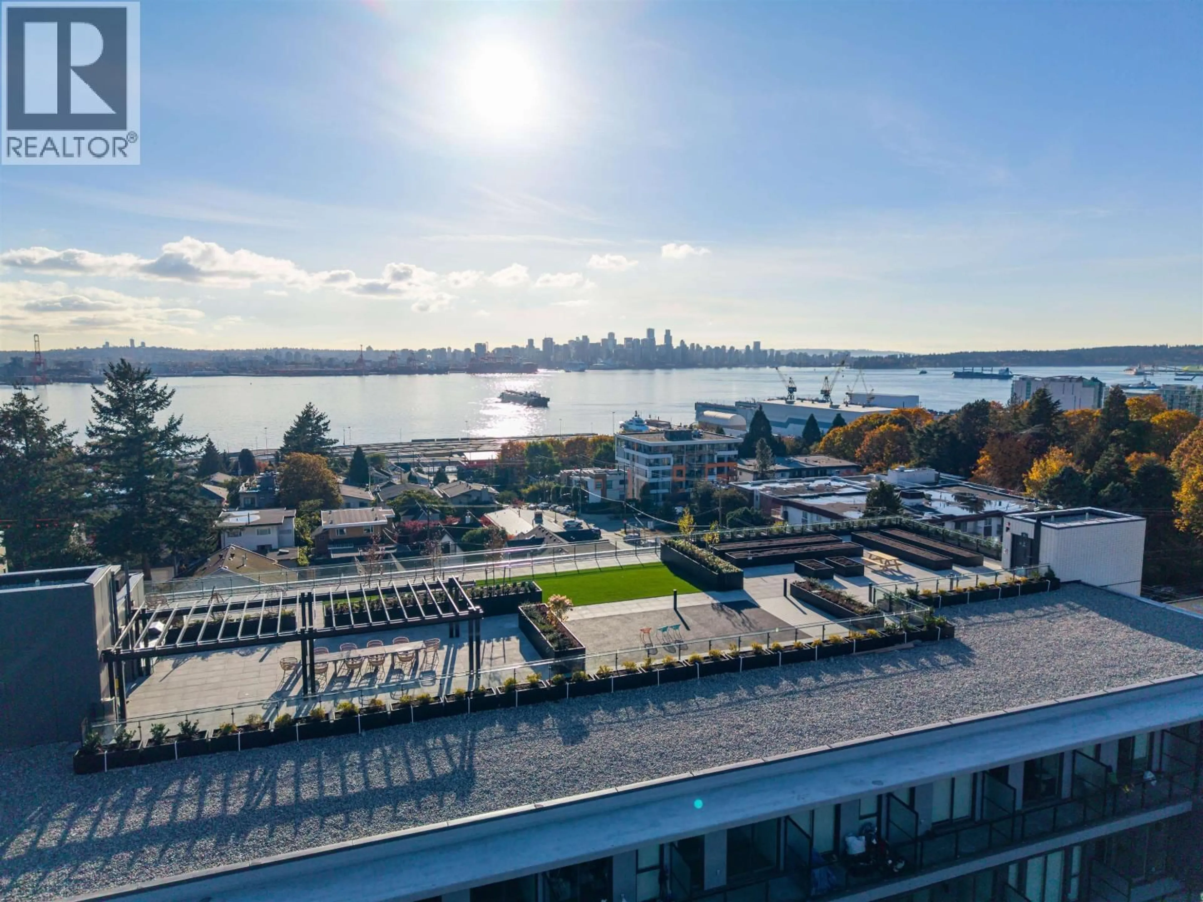 A pic from outside/outdoor area/front of a property/back of a property/a pic from drone, water/lake/river/ocean view for 368 - 422 3RD STREET, North Vancouver British Columbia V7L0K1