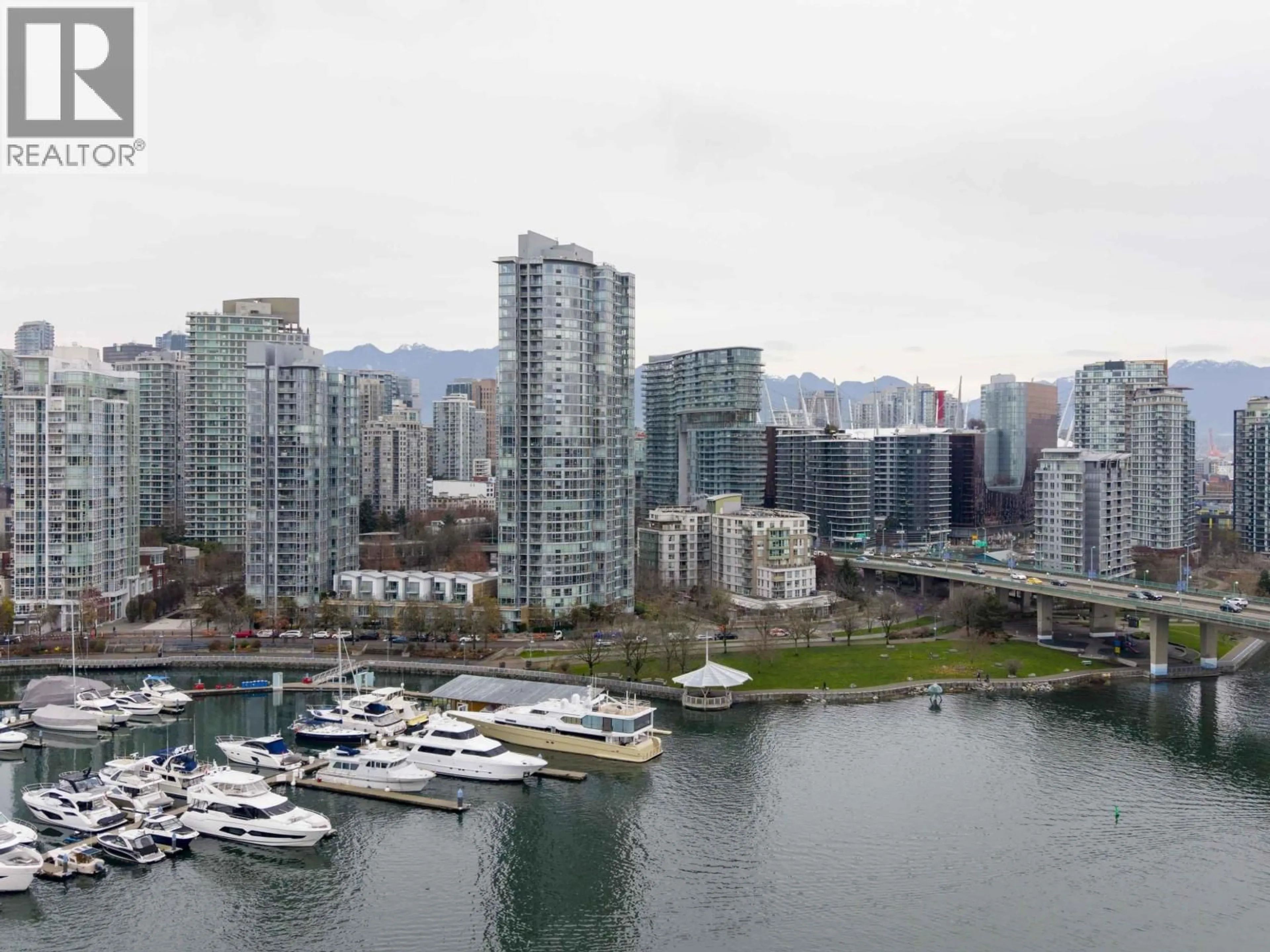 Unknown for 3805 - 1033 MARINASIDE CRESCENT, Vancouver British Columbia V6Z3A3