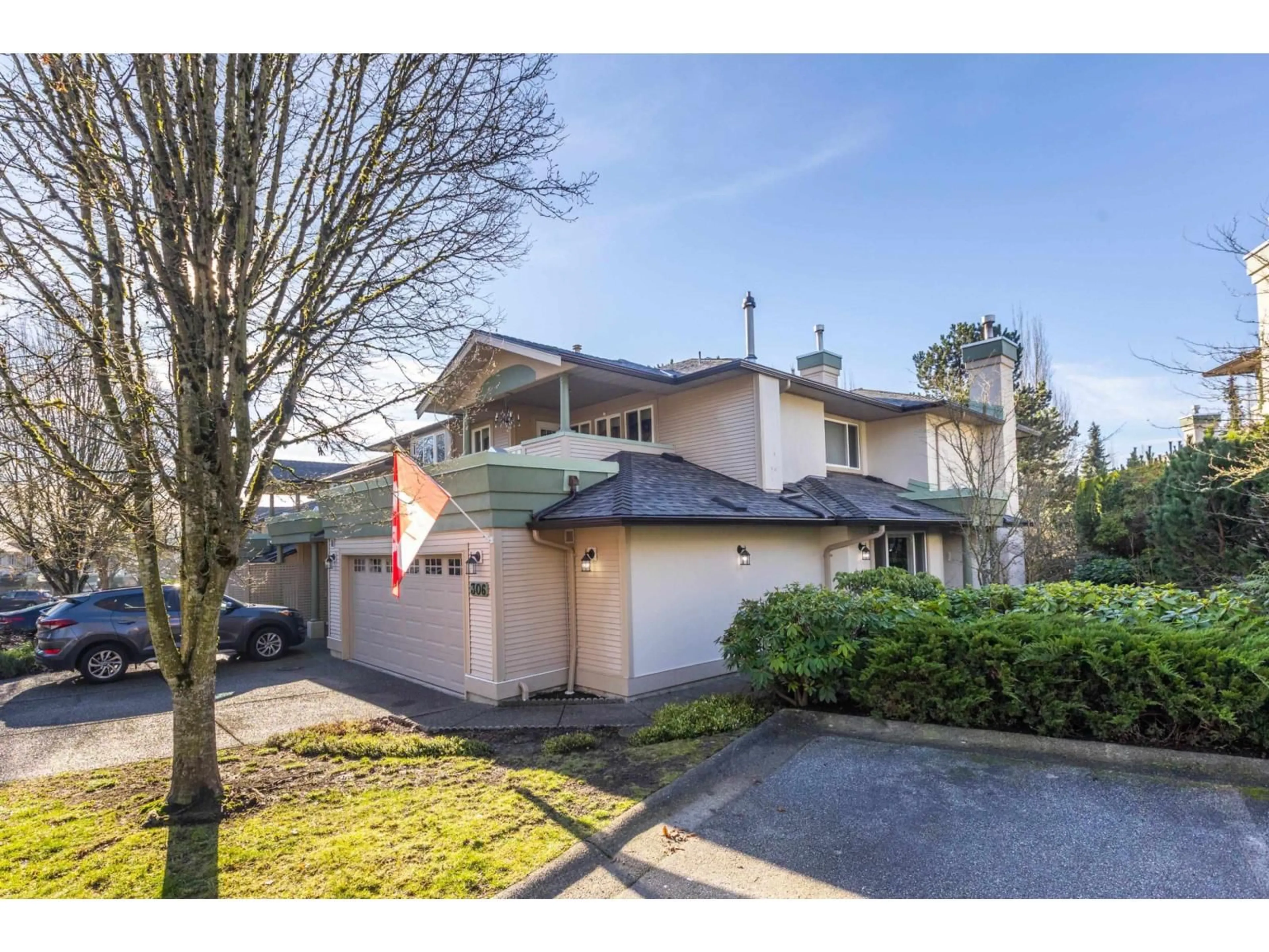 A pic from outside/outdoor area/front of a property/back of a property/a pic from drone, street for 306 - 13888 70 AVENUE, Surrey British Columbia V3W0R8