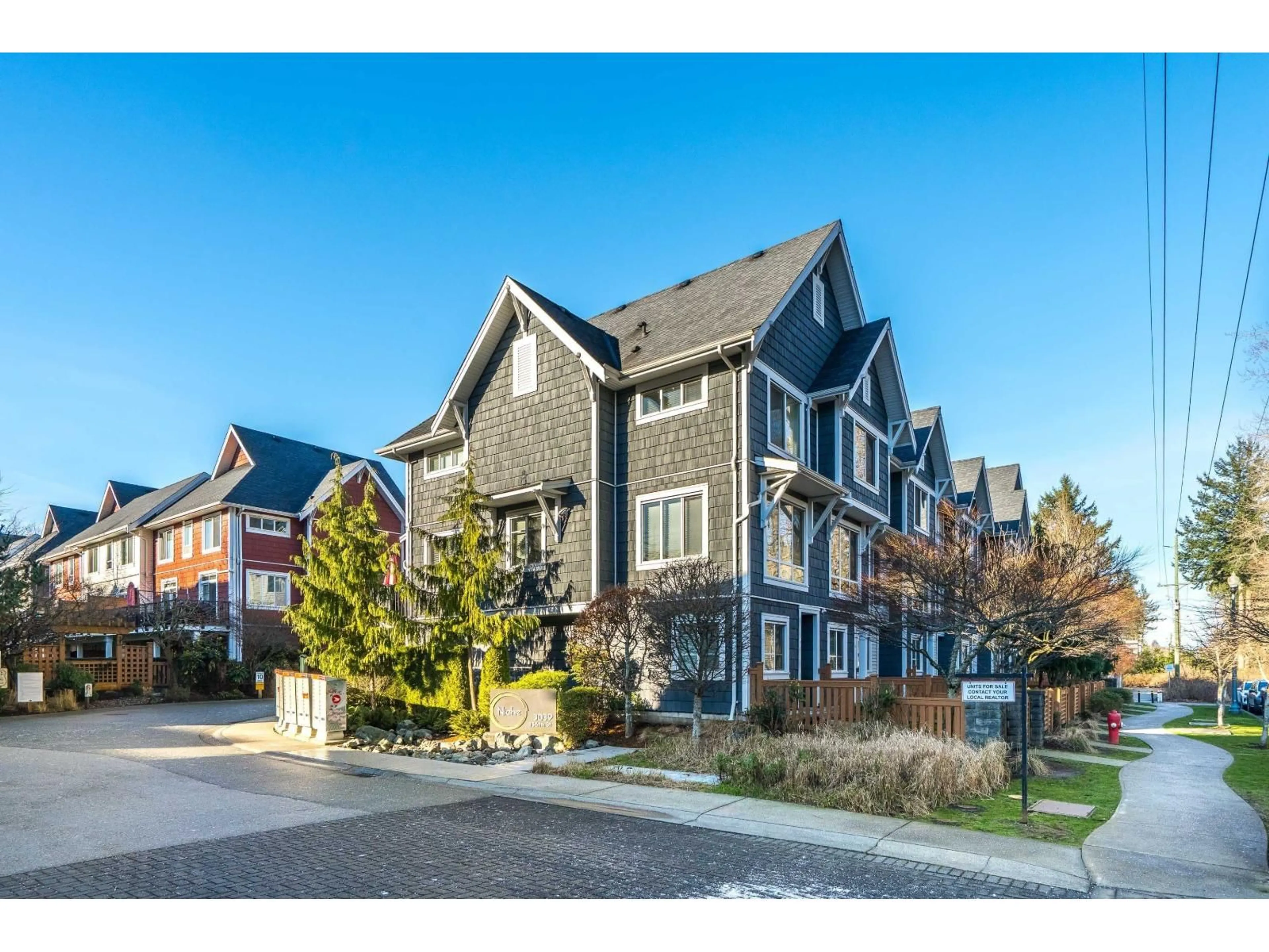 Unknown for 61 - 3039 156TH STREET, Surrey British Columbia V3Z6T5