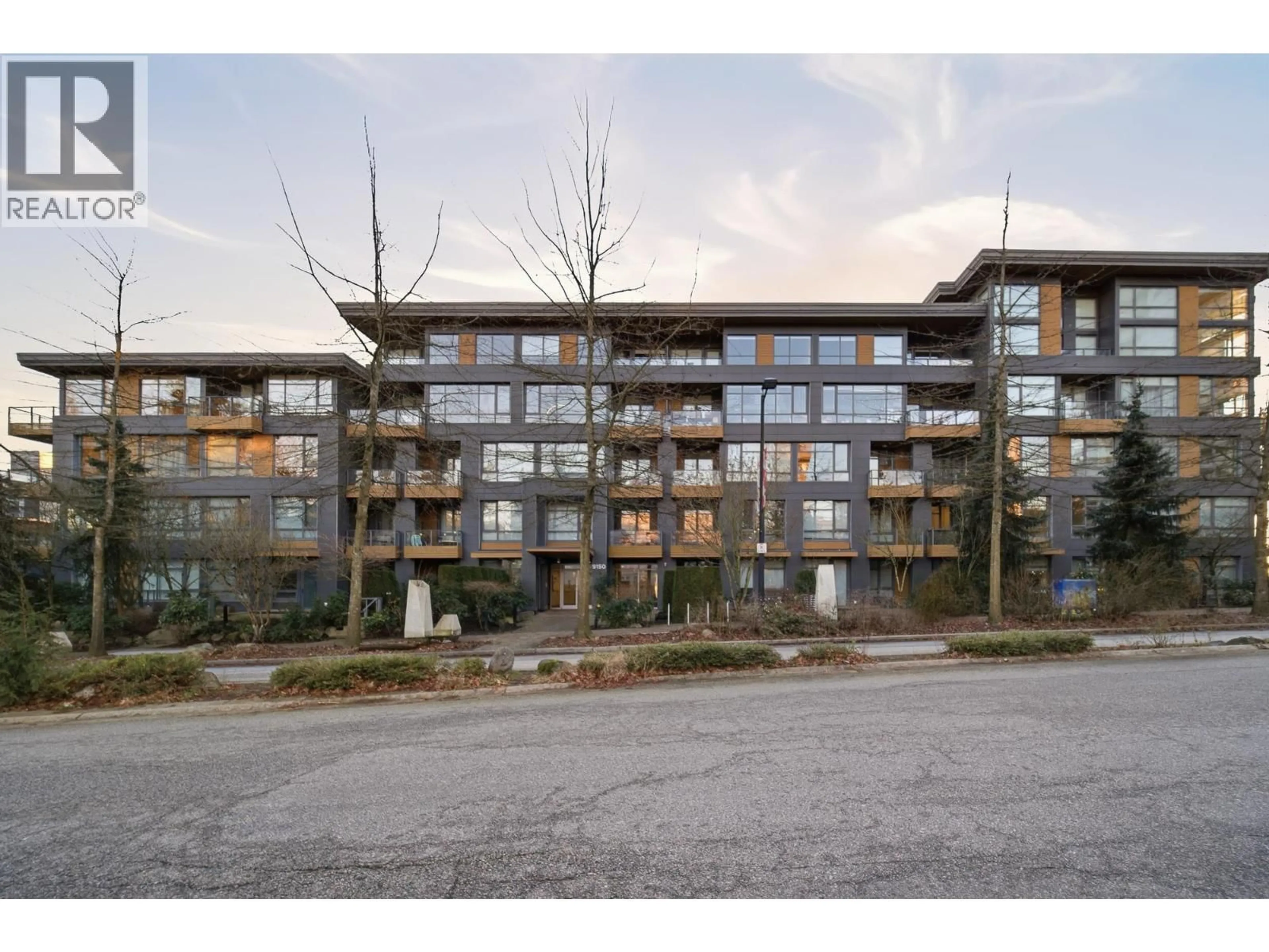 Blurry image for 303 - 9150 UNIVERSITY HIGH STREET, Burnaby British Columbia V5A0C5