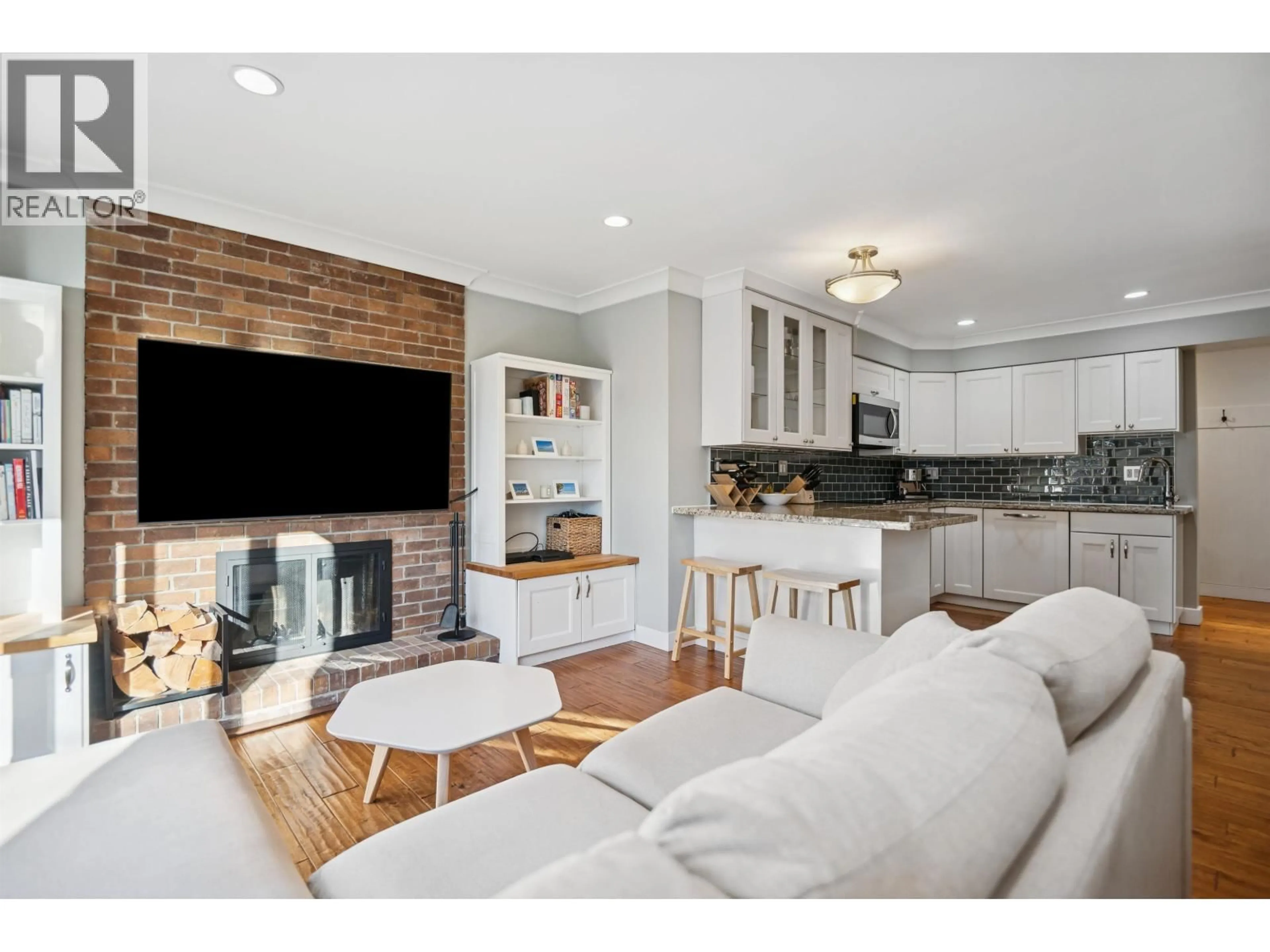 Open concept kitchen, unknown for 202 - 1157 NELSON STREET, Vancouver British Columbia V6E1J3