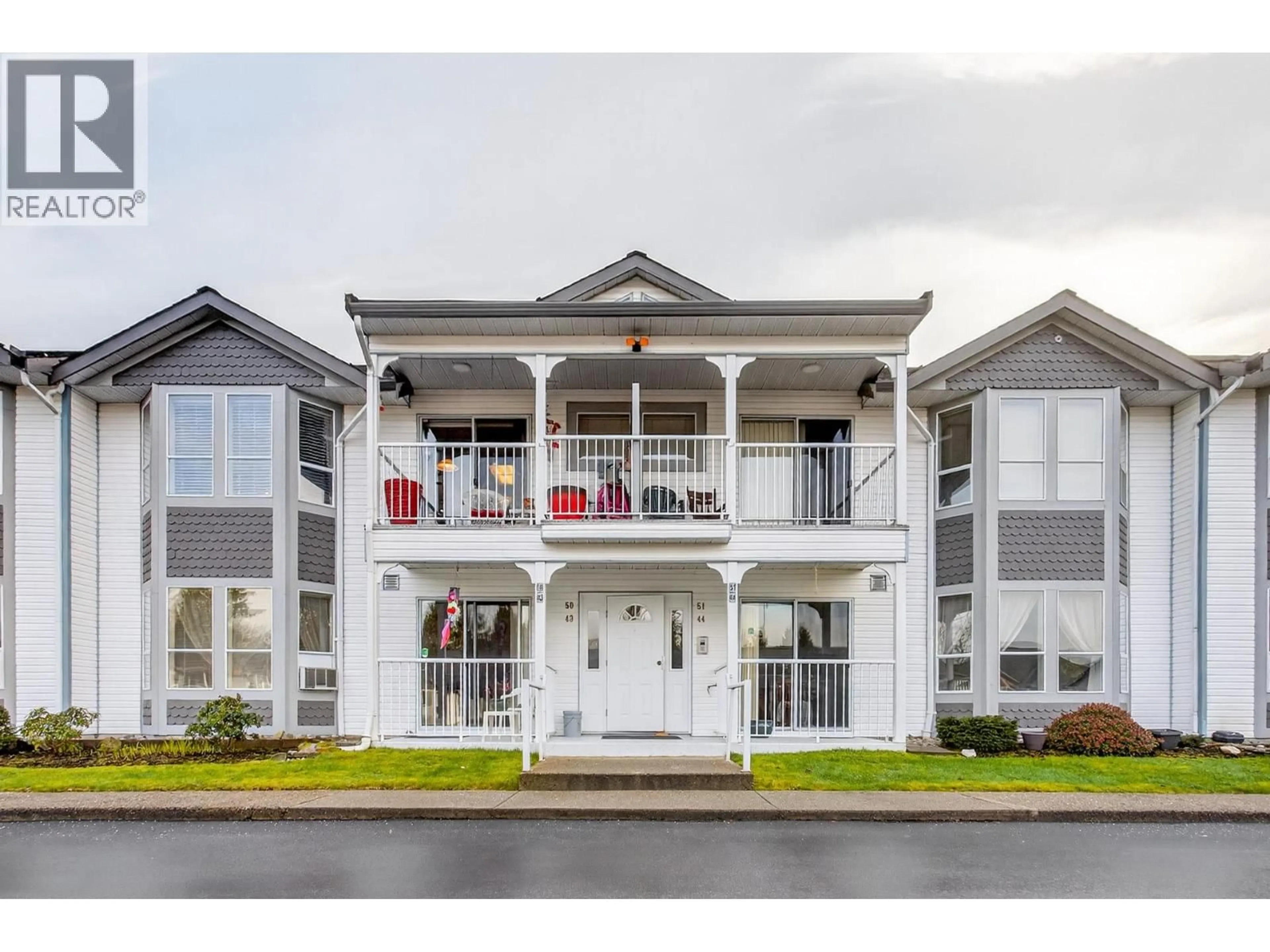 Home with vinyl exterior material, building for 50 - 12296 224TH STREET, Maple Ridge British Columbia V2X0M2