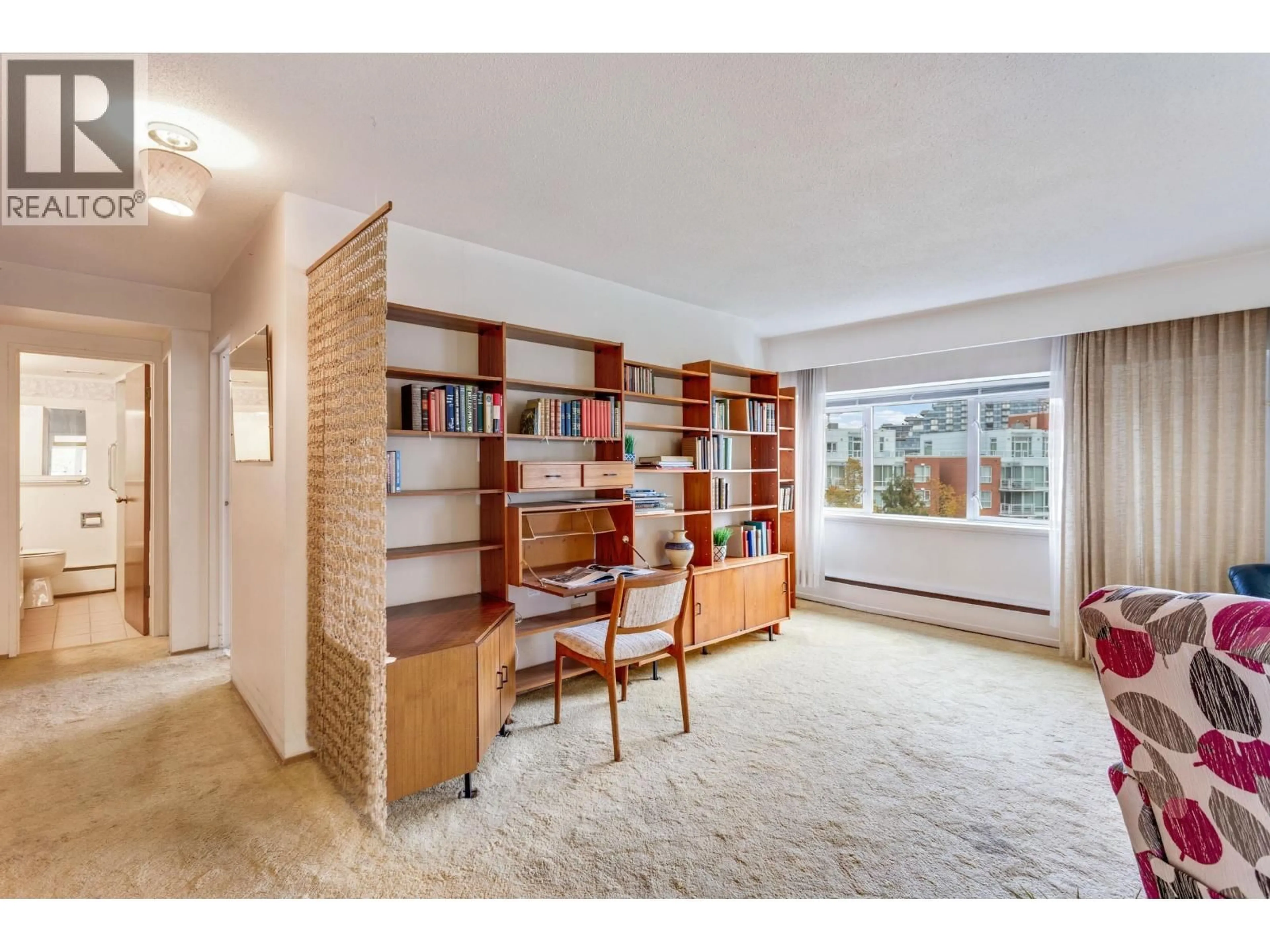 Unknown for 402 - 6026 TISDALL STREET, Vancouver British Columbia V5Z3N2