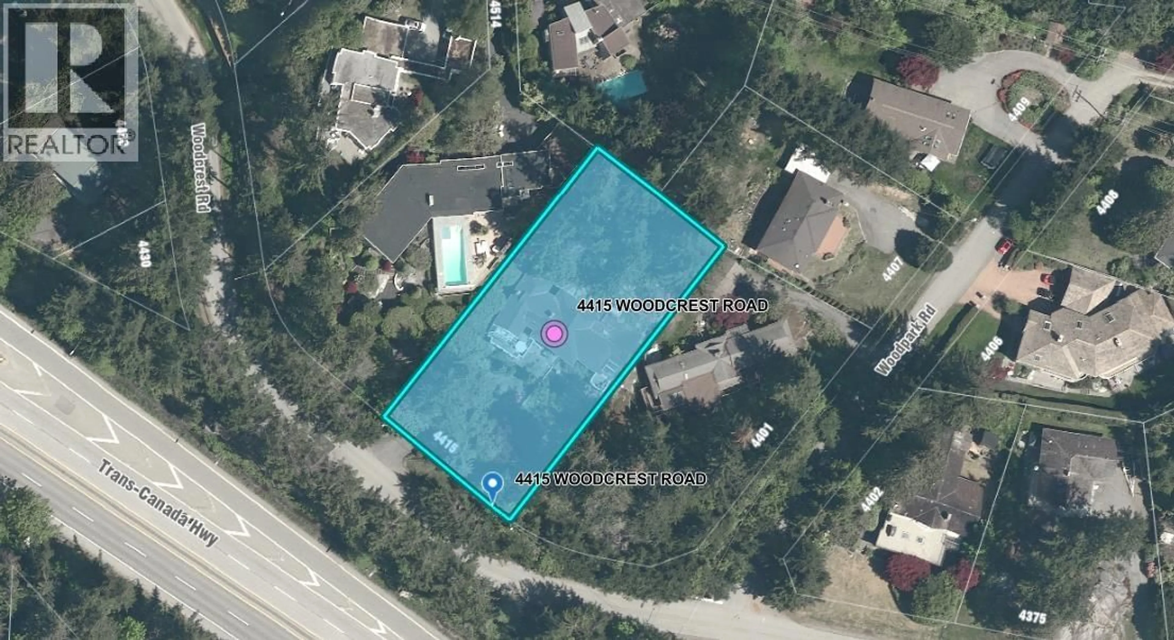 A pic from outside/outdoor area/front of a property/back of a property/a pic from drone, unknown for 4415 WOODCREST ROAD, West Vancouver British Columbia V7S2W2