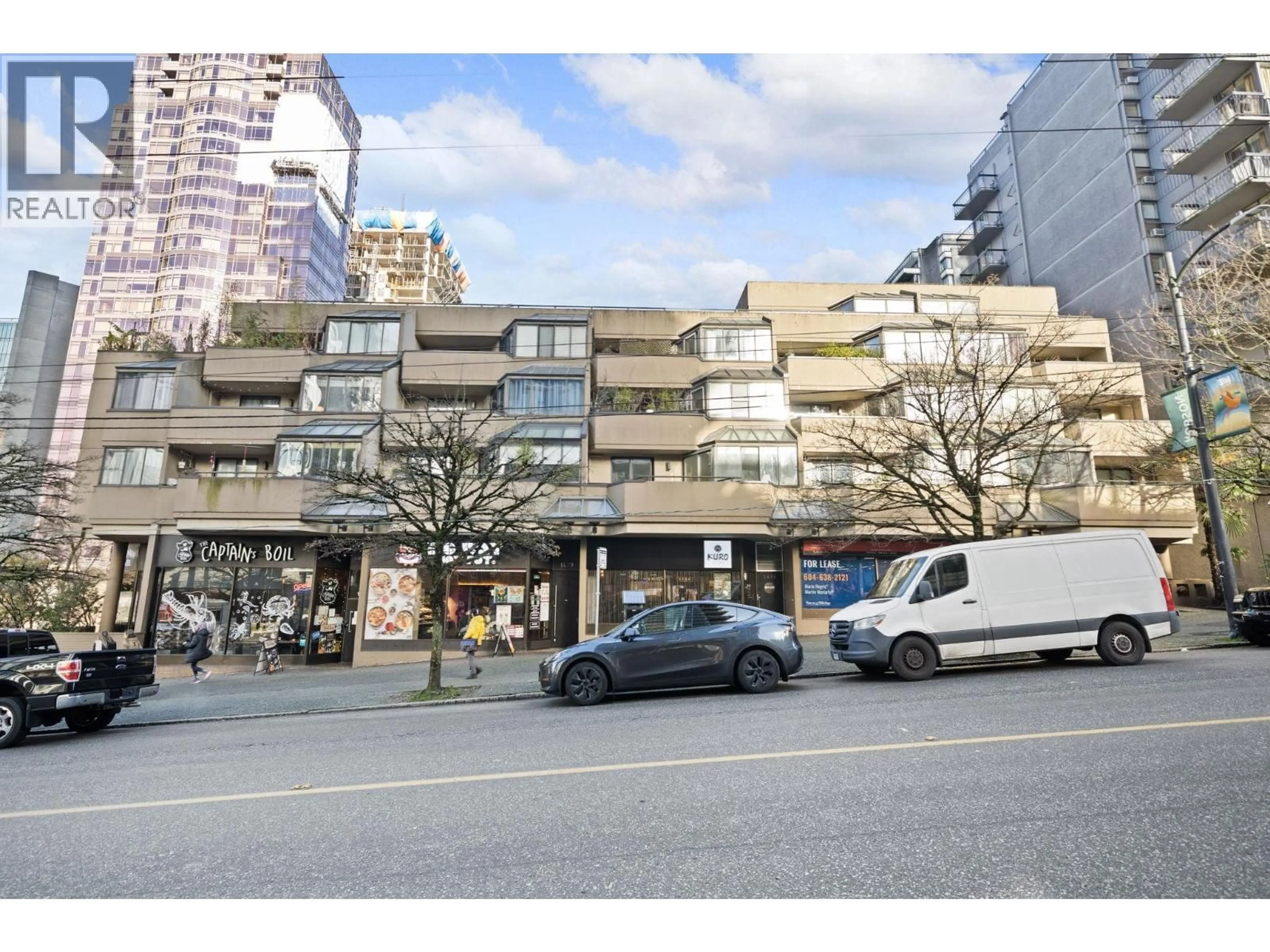 Parking for 400 - 1455 ROBSON STREET, Vancouver British Columbia V6G1C1