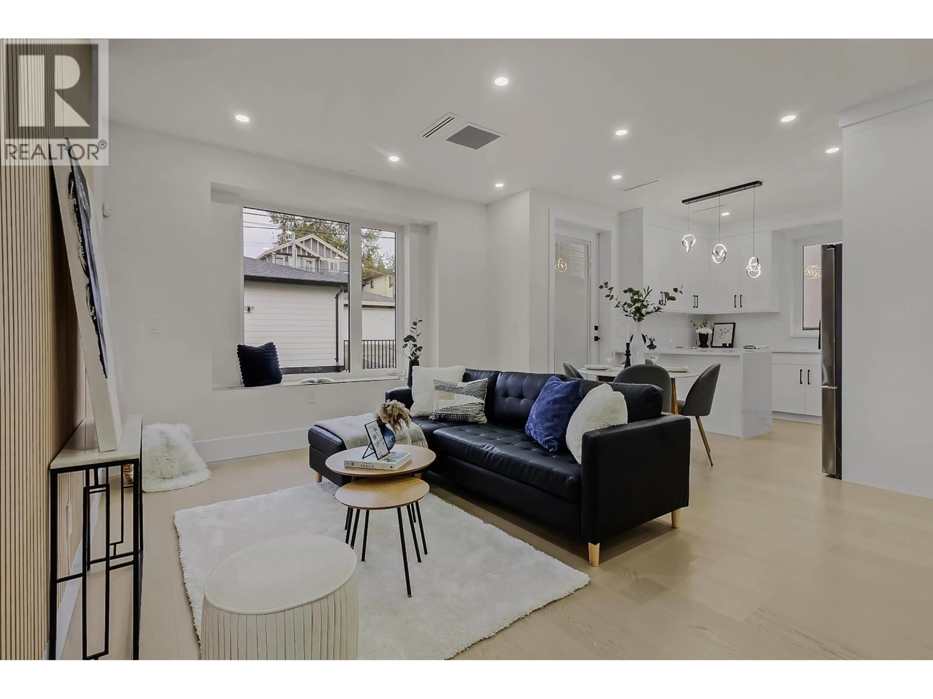 Living room with furniture, unknown for 583 60TH AVENUE, Vancouver British Columbia V5X2A2