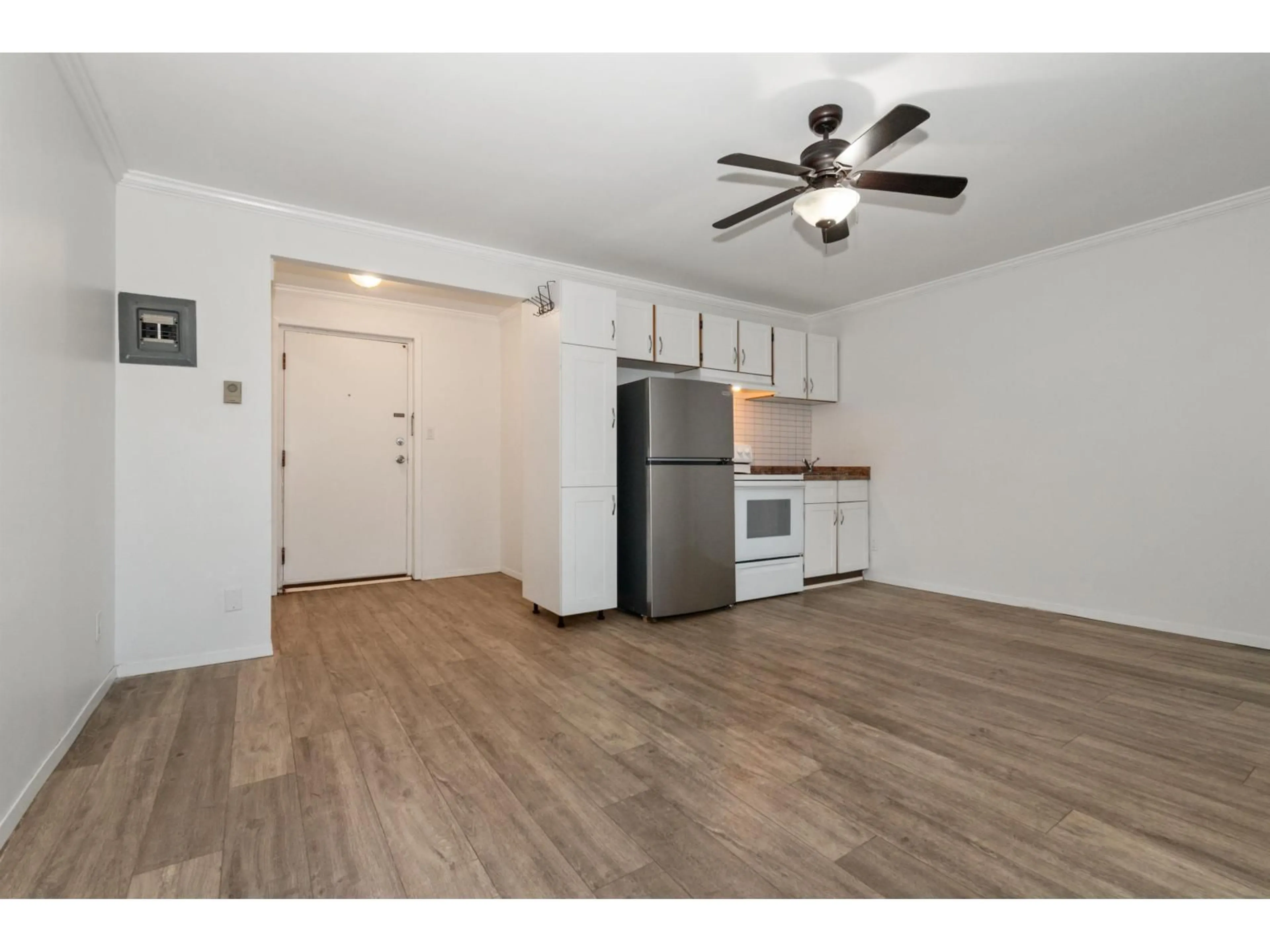 Unknown for 9 - 450 ESPLANADE AVENUE, Harrison Hot Springs British Columbia V0M1K0