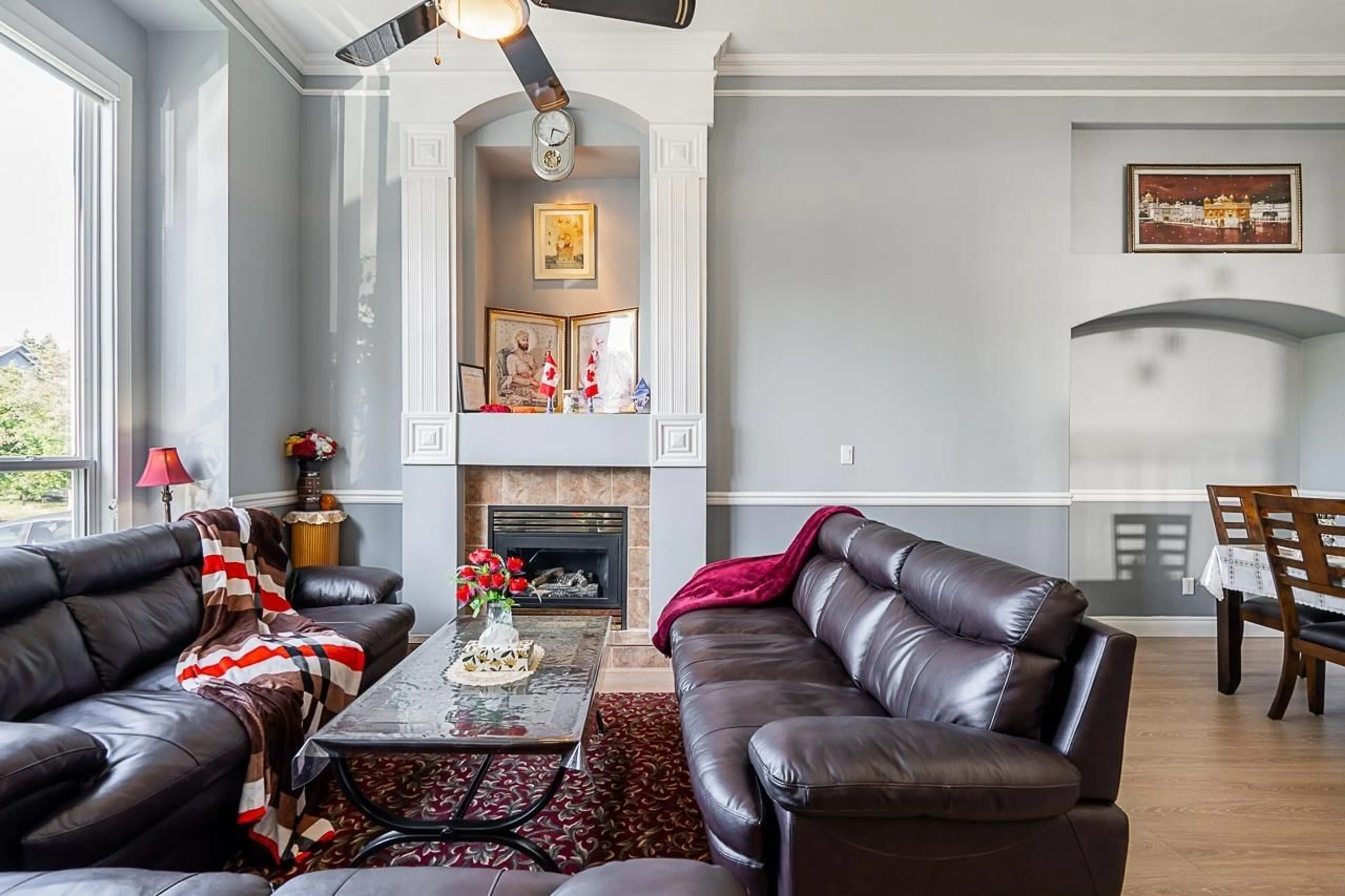 Living room with furniture, unknown for 12608 67A AVENUE, Surrey British Columbia V3W1G3