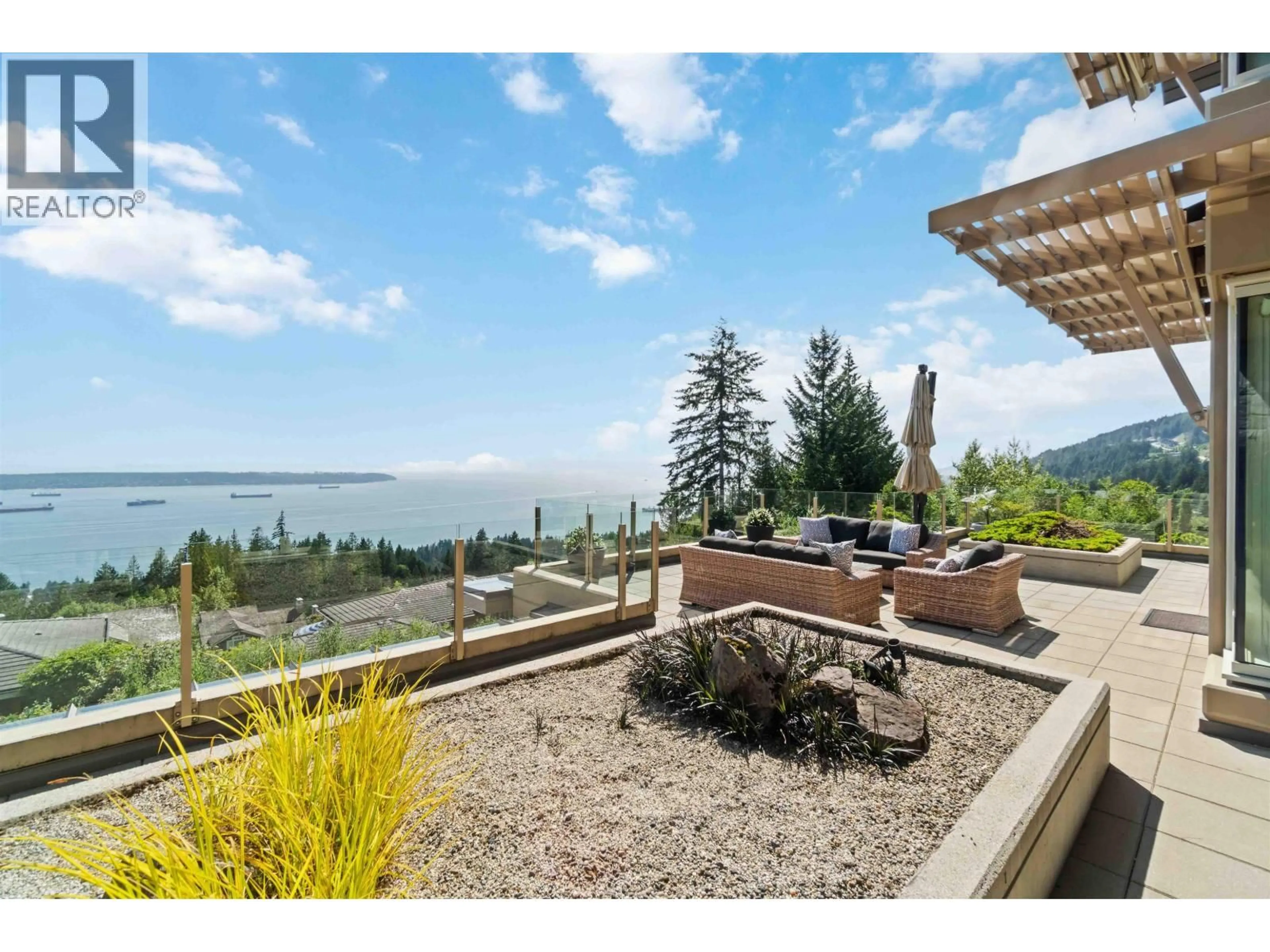 Patio, water/lake/river/ocean view for 304 - 2535 GARDEN COURT, West Vancouver British Columbia V7S0A1