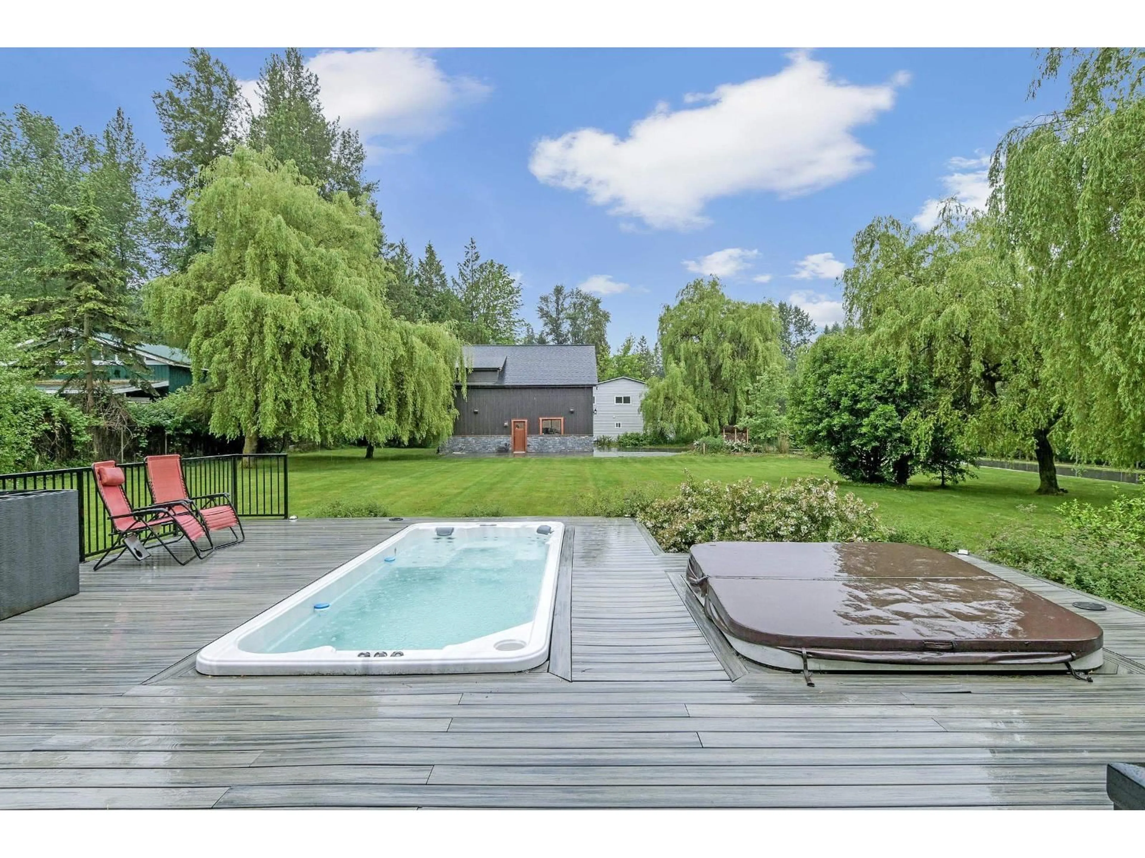 Pool for 148 CLOVERMEADOW CRESCENT, Langley British Columbia V2Z2R1