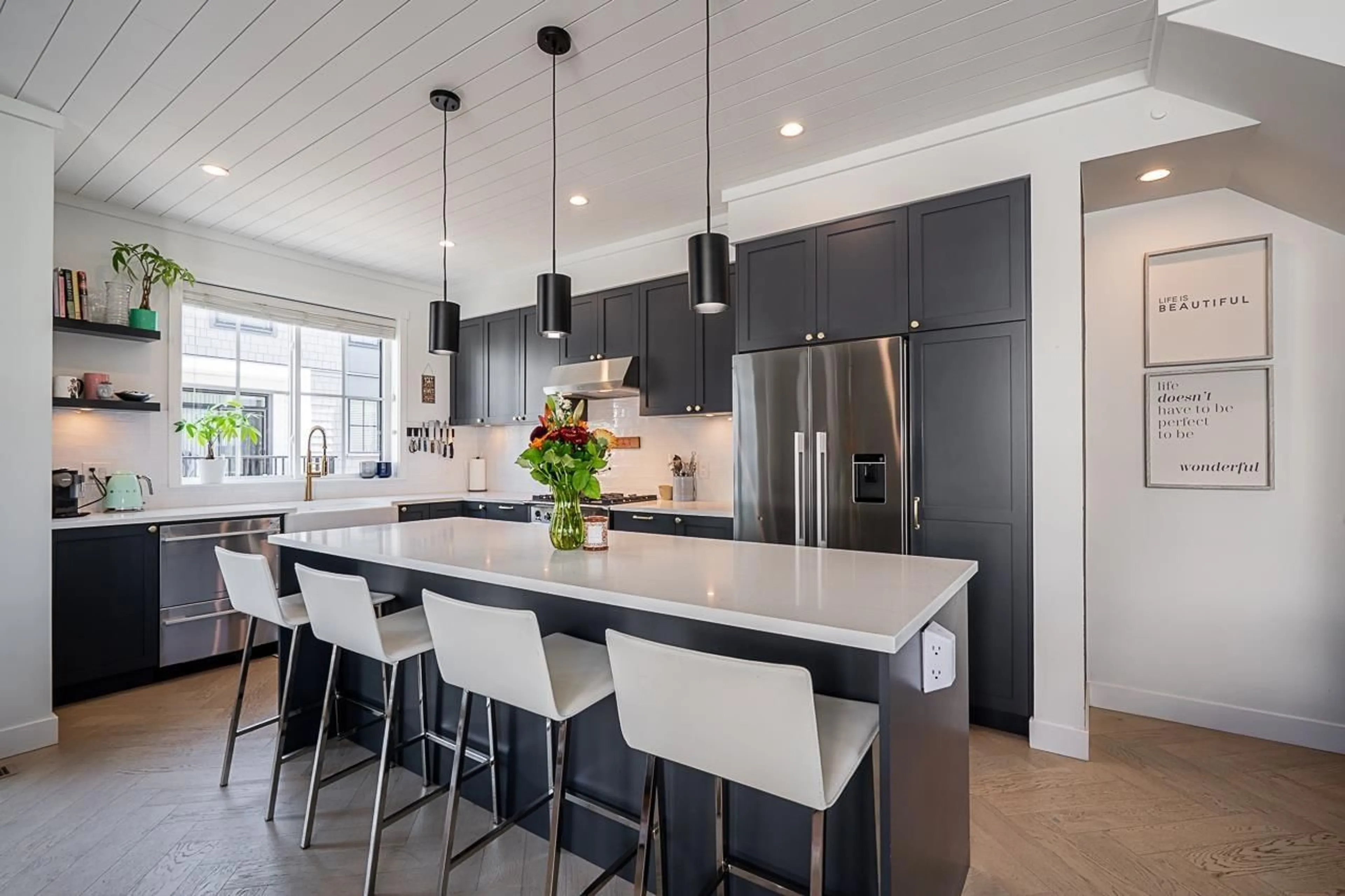 Contemporary kitchen, unknown for 15 - 16565 24A AVENUE, Surrey British Columbia V3Z1H7