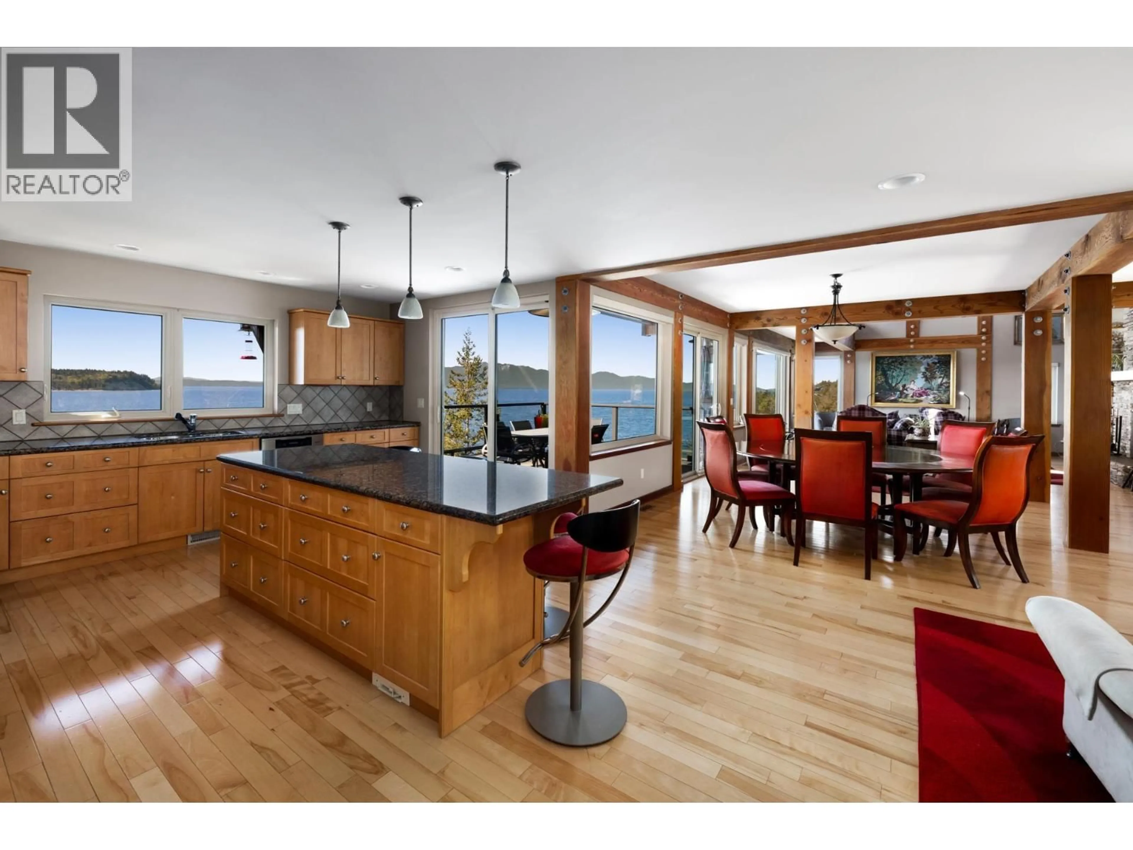 Open concept kitchen, unknown for 9987 WELCOME WYND, Halfmoon Bay British Columbia V7Z1G5