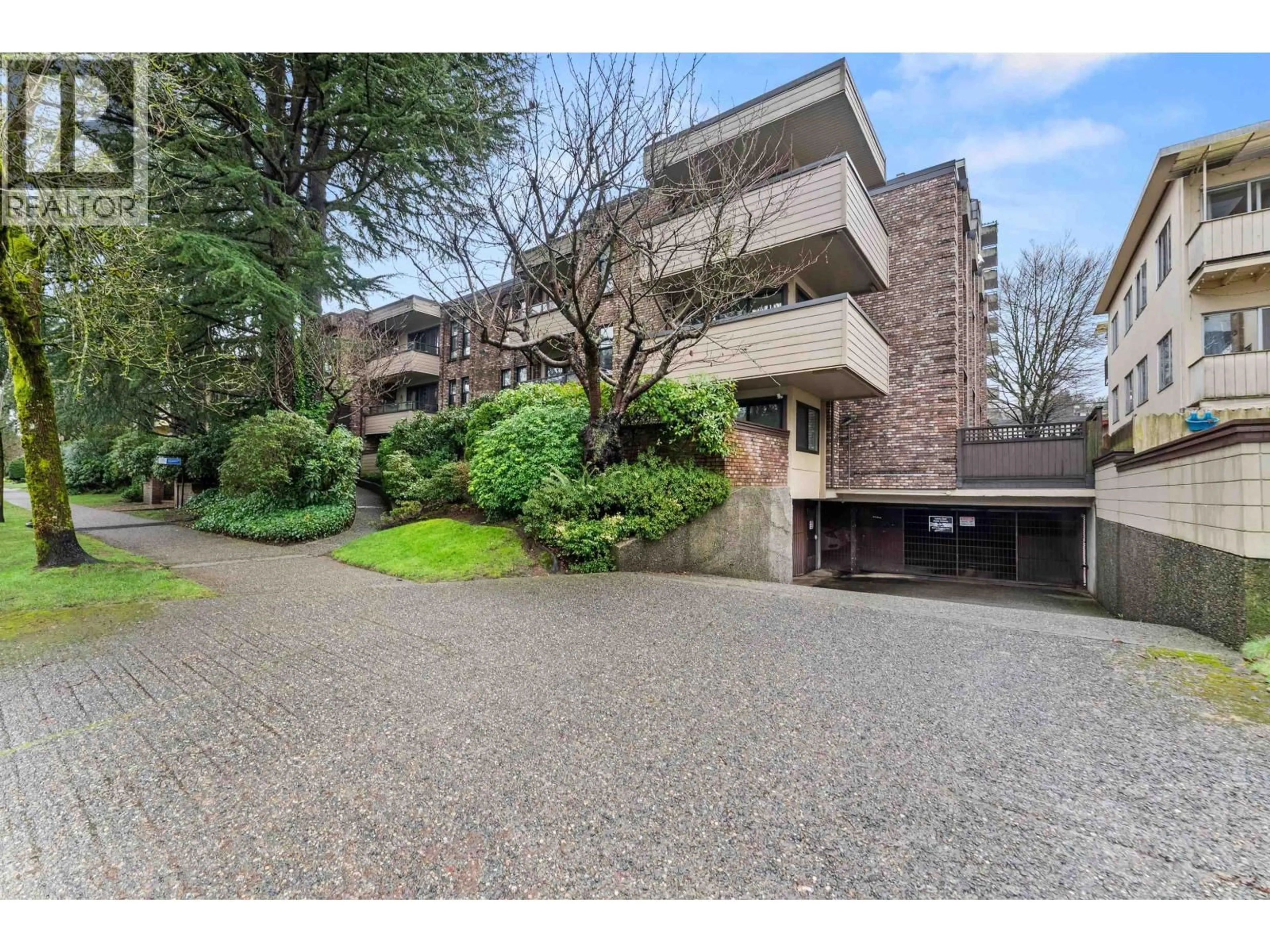 Unknown for 305 - 1266 13TH AVENUE, Vancouver British Columbia V6H1N6