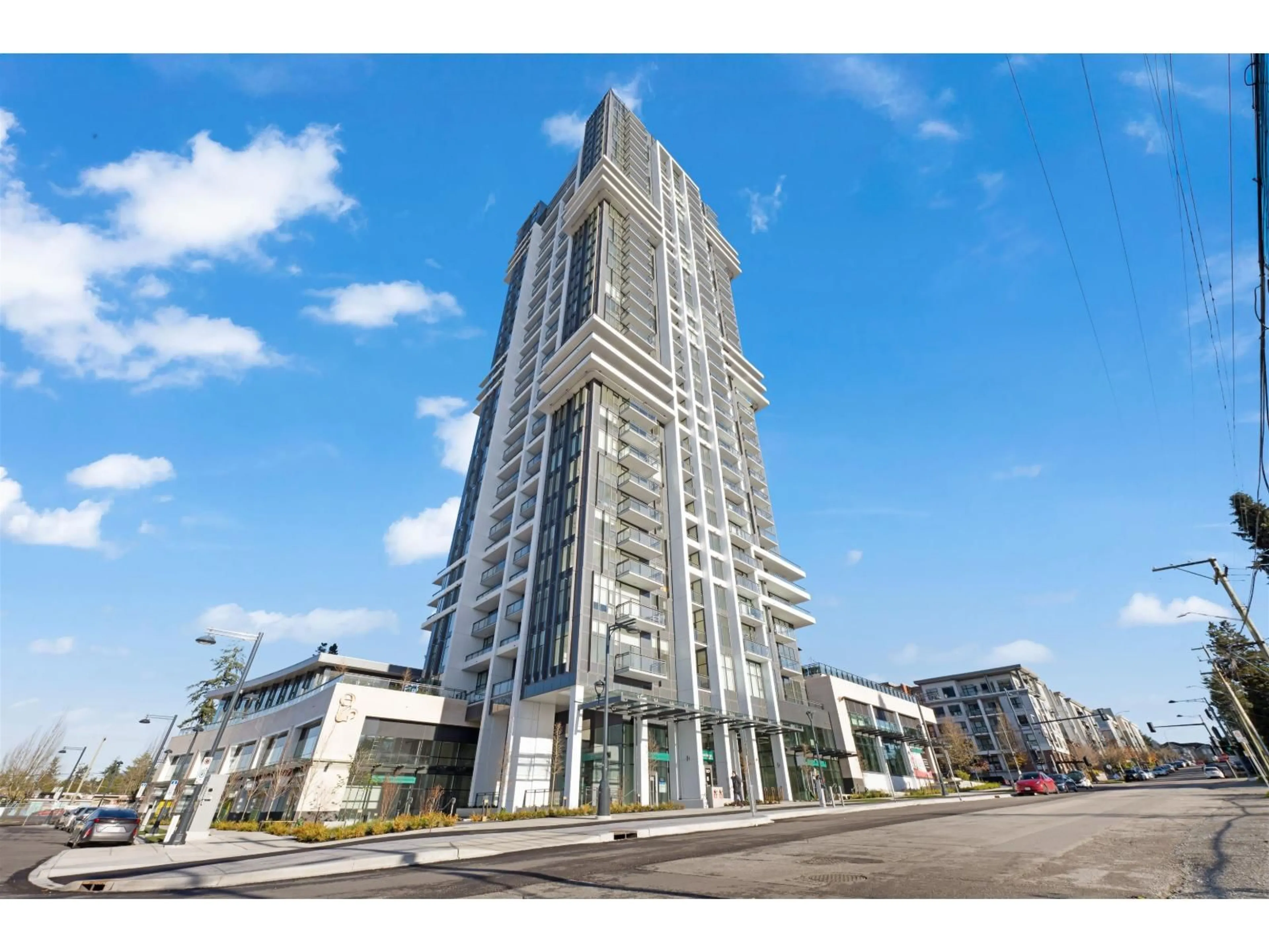 Indoor foyer for 402 - 13675 107A STREET, Surrey British Columbia V3T0X2