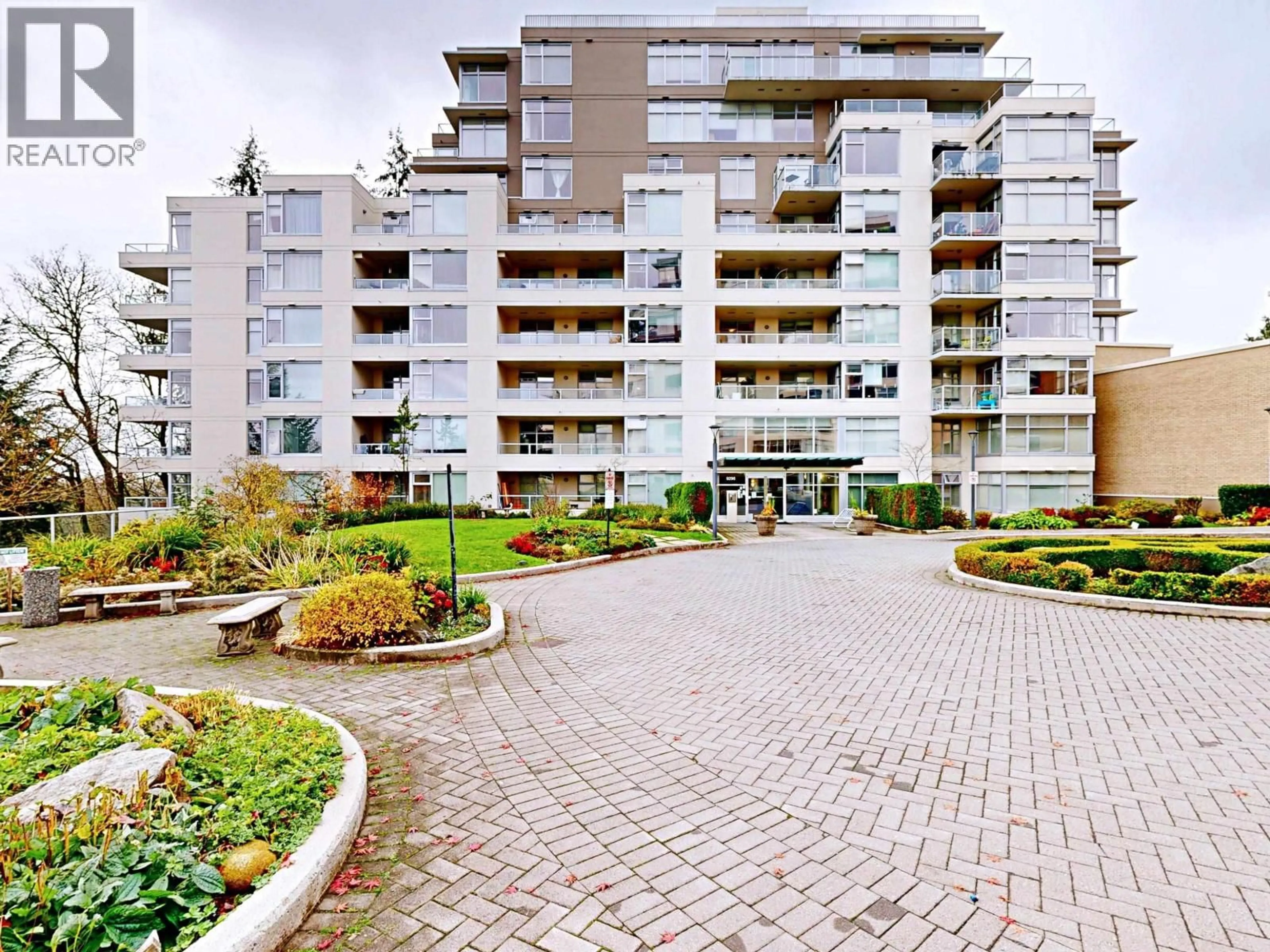 Patio, street for 101 - 9298 UNIVERSITY CRESCENT, Burnaby British Columbia V5A4X8