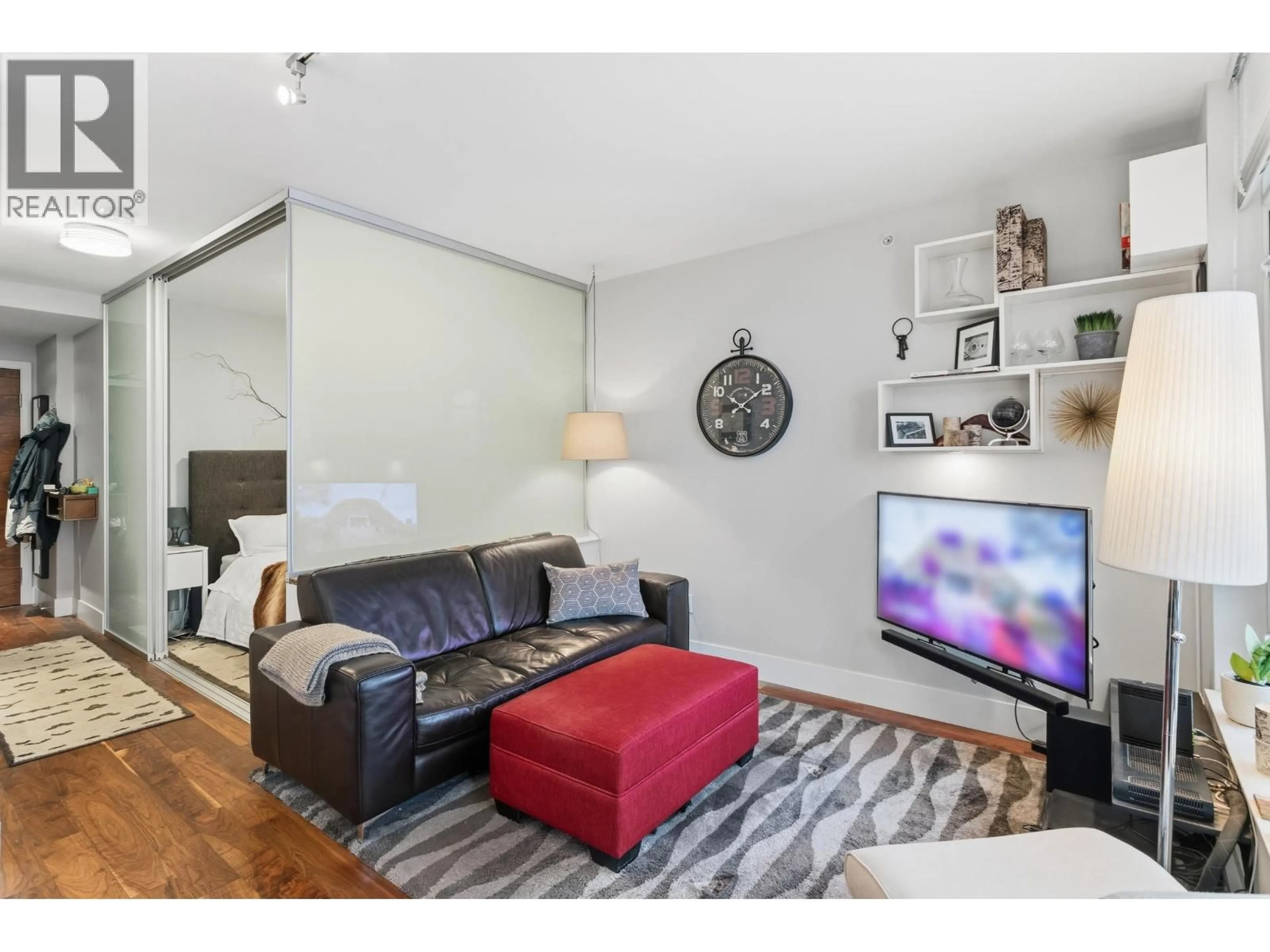 Living room with furniture, wood/laminate floor for 1006 - 111 13TH STREET, North Vancouver British Columbia V7L0C7