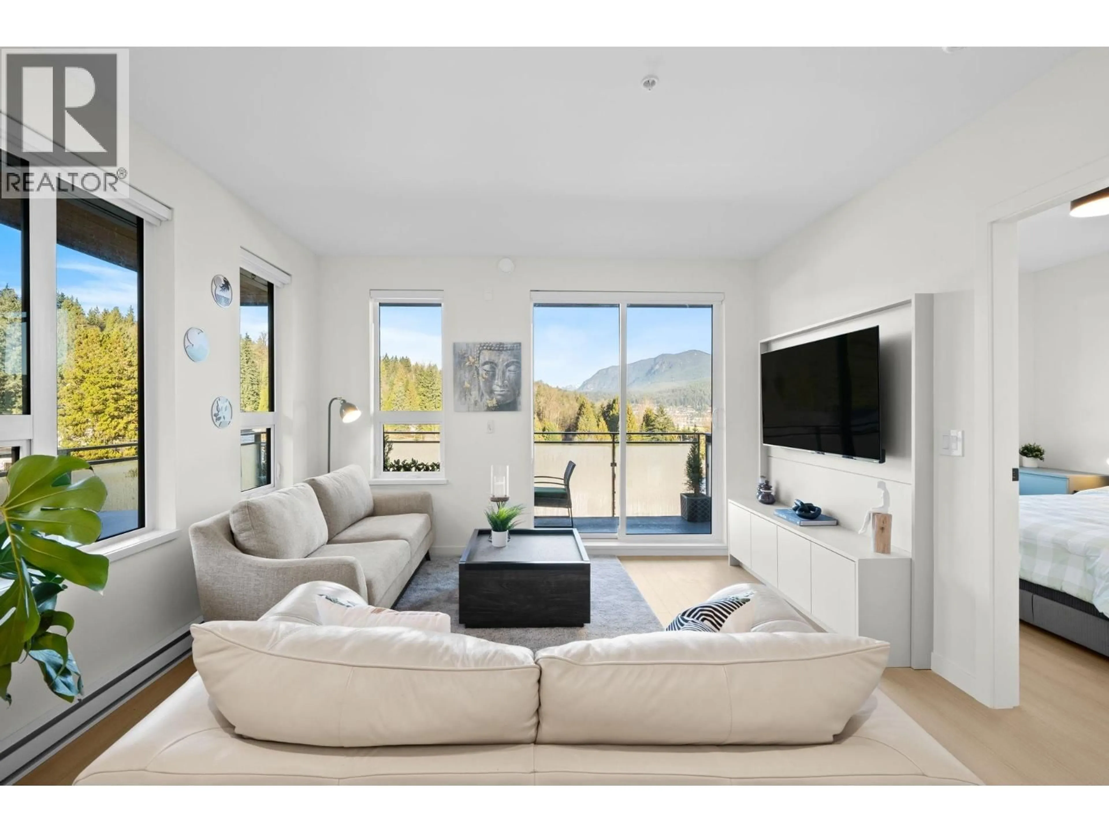 Living room with furniture, unknown for 604 - 2015 ST. JOHNS STREET, Port Moody British Columbia V3H0N5