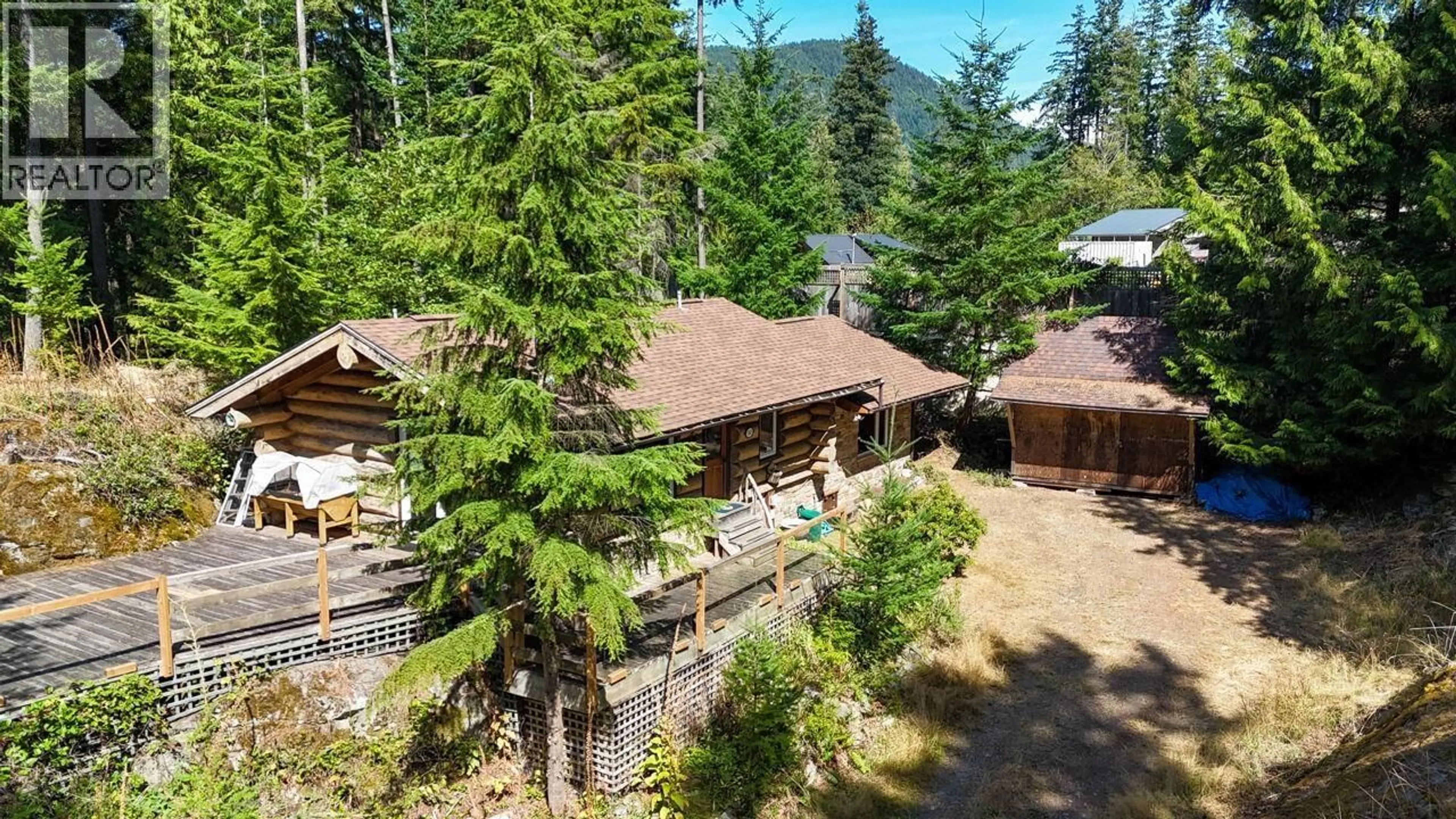 A pic from outside/outdoor area/front of a property/back of a property/a pic from drone, forest/trees view for 360 SALAL ROAD, Bowen Island British Columbia V0N1G2