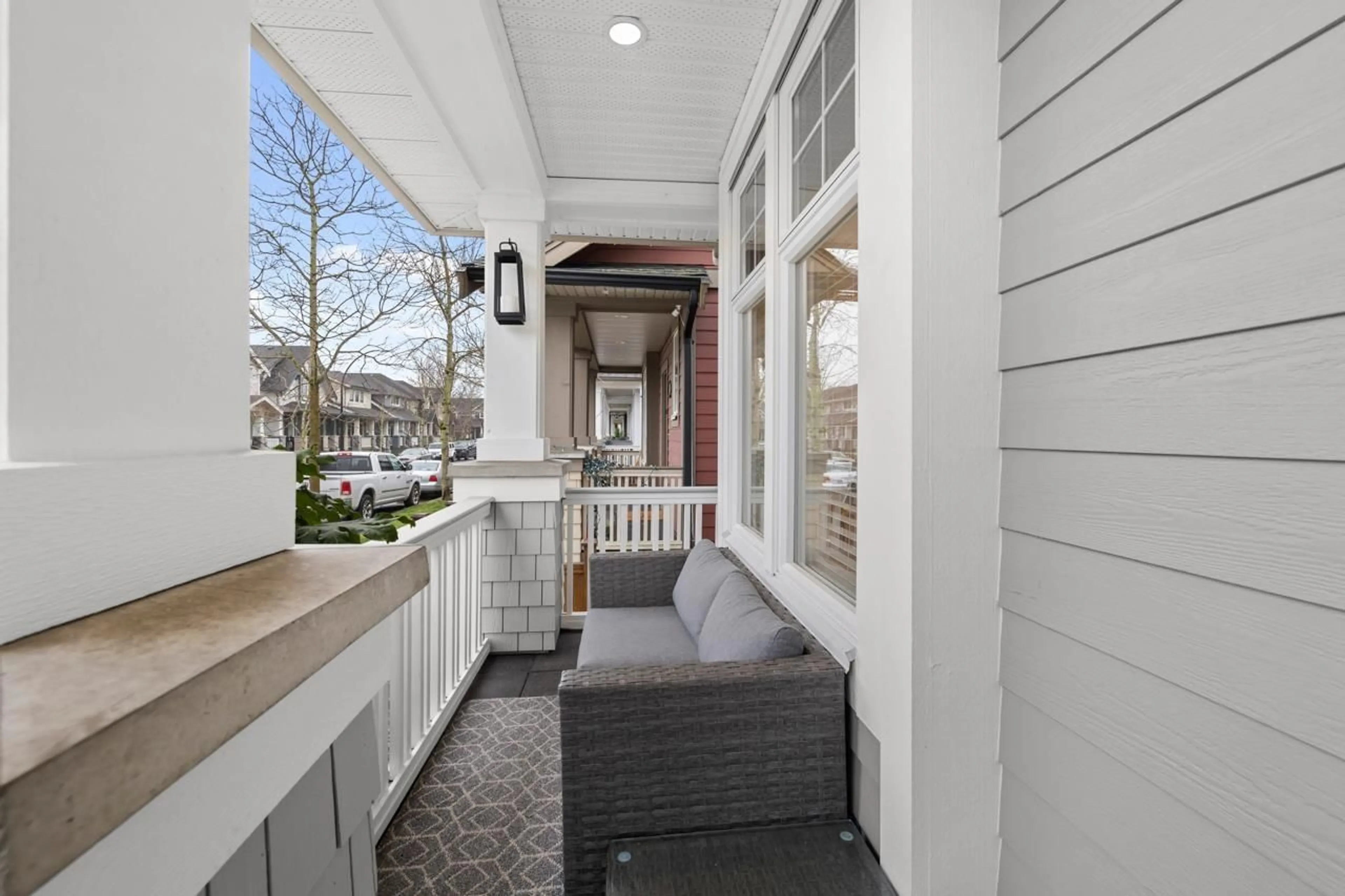 Patio, street for 177 172A STREET, Surrey British Columbia V3Z9P9