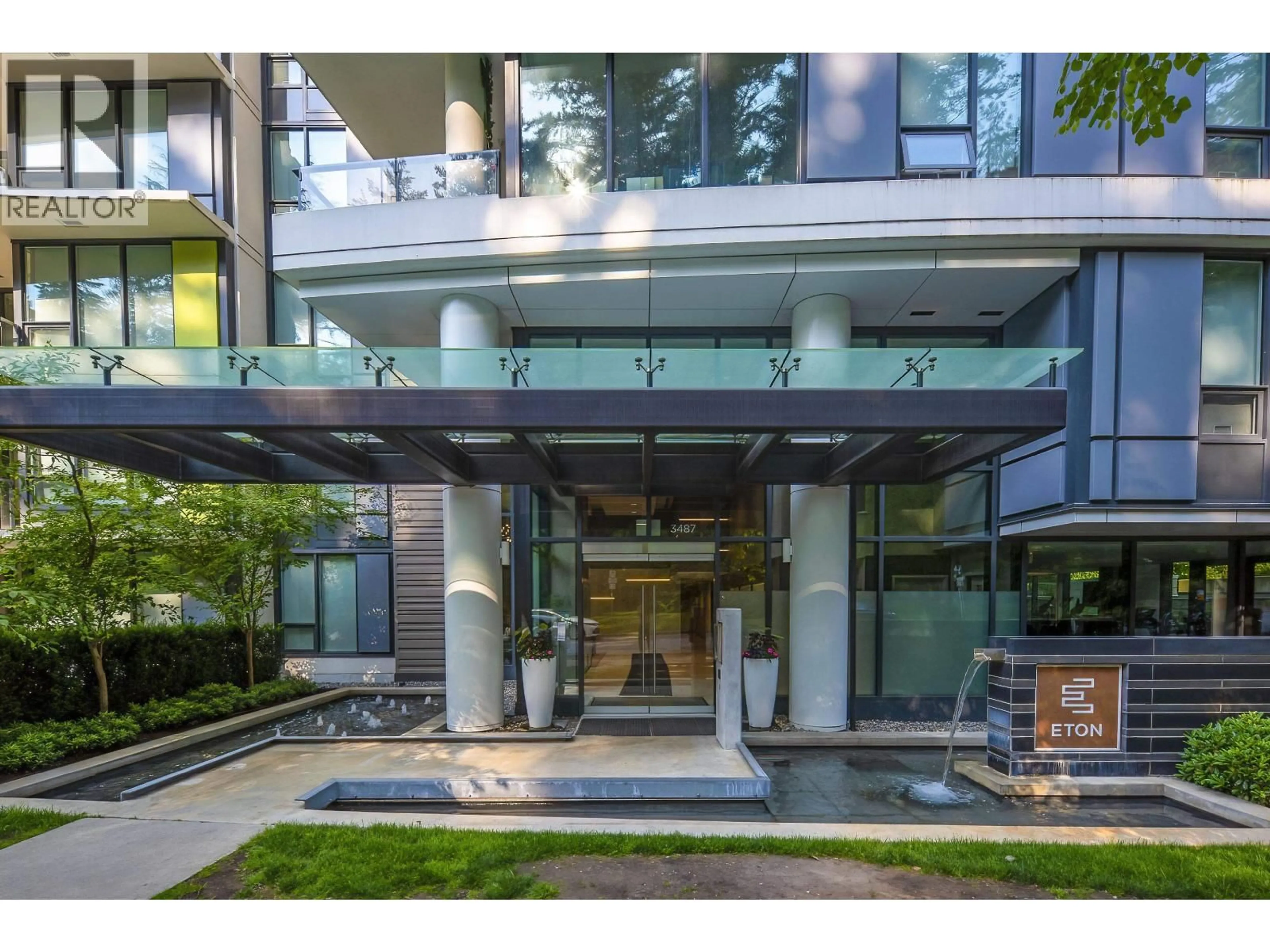 Indoor foyer for 1302 - 3487 BINNING ROAD, Vancouver British Columbia V6S0A5
