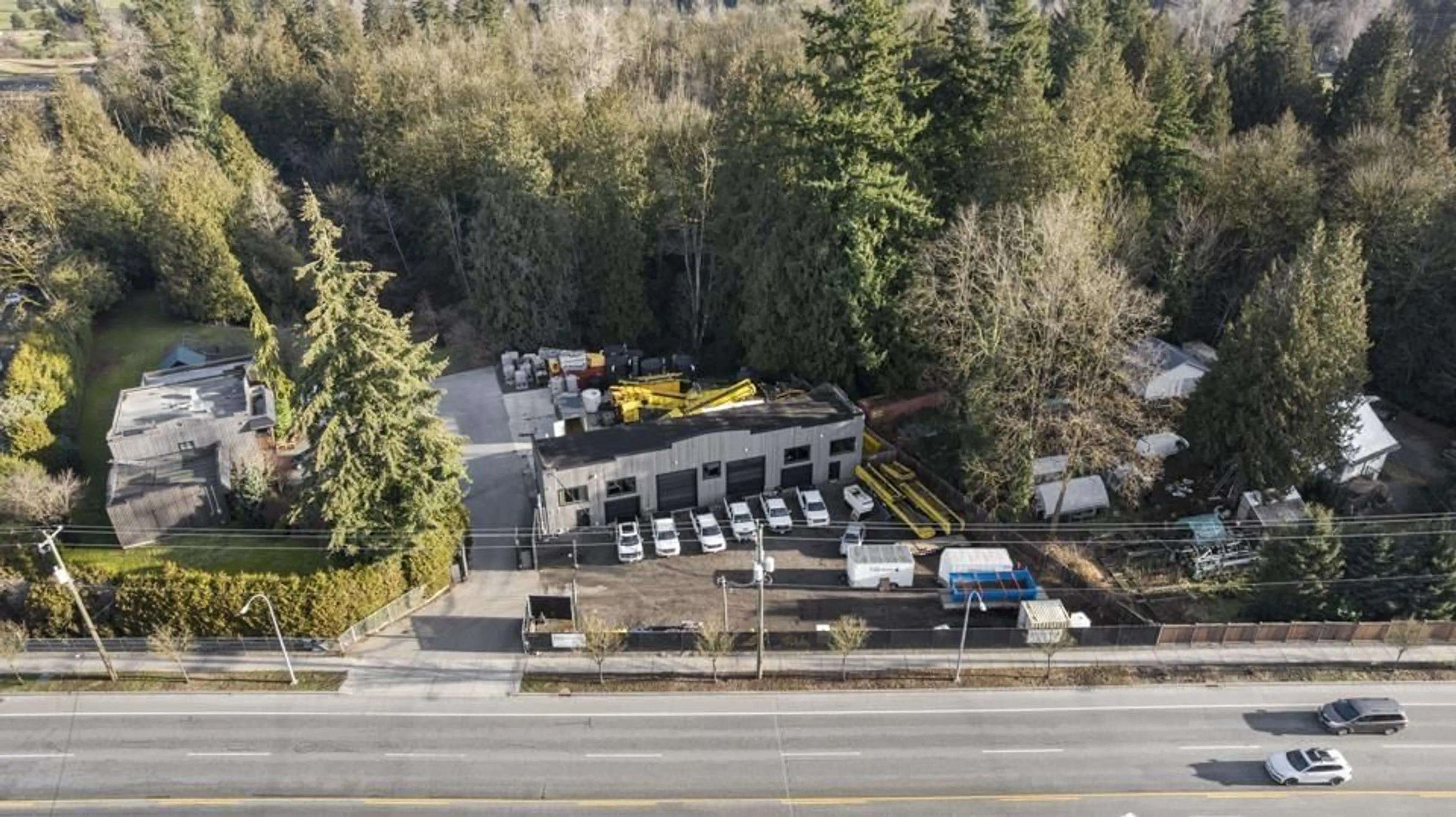 A pic from outside/outdoor area/front of a property/back of a property/a pic from drone, unknown for 23009 FRASER HIGHWAY, Langley British Columbia V2Z2T2