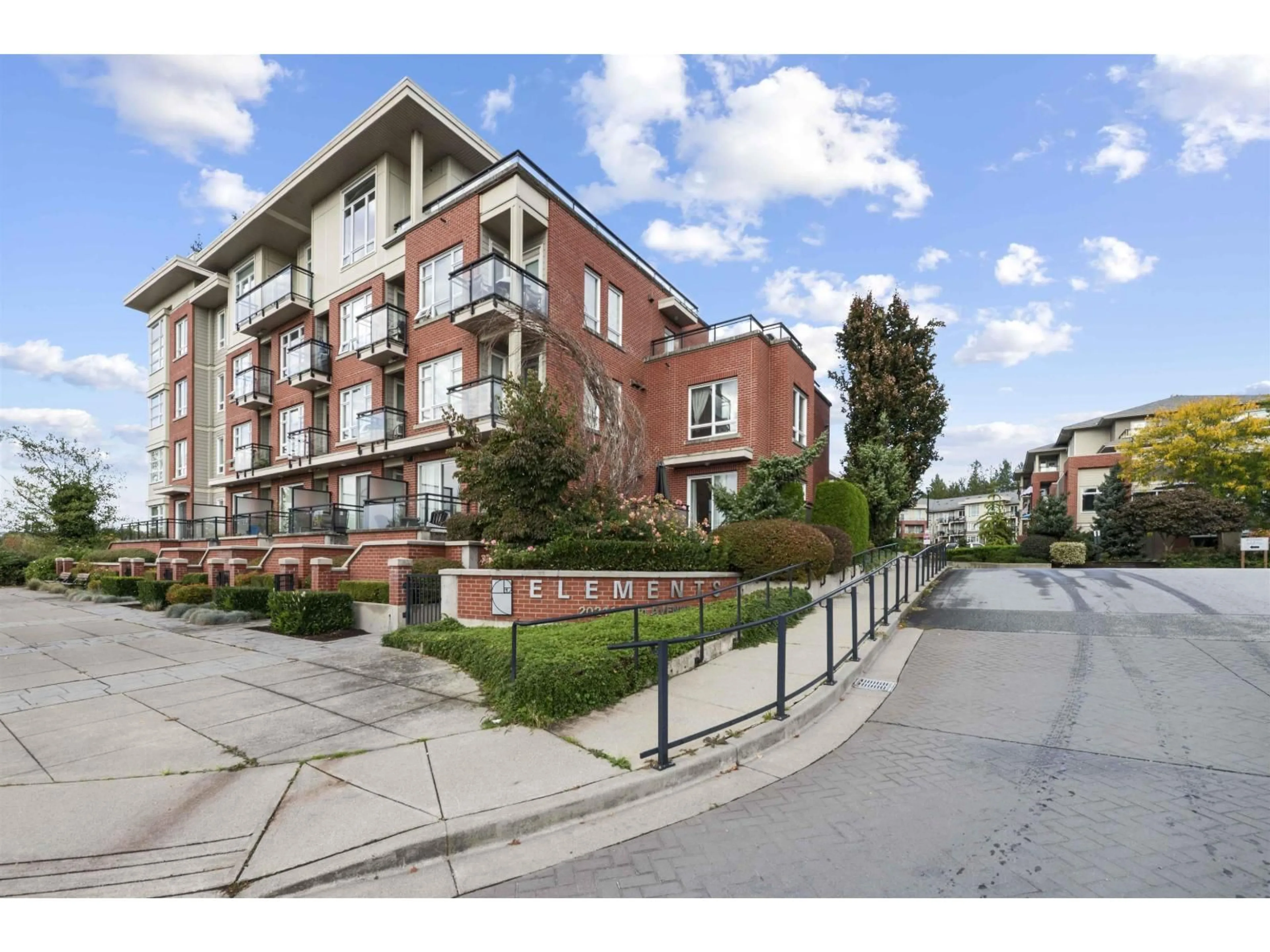 Unknown for D117 - 20211 66 AVENUE, Langley British Columbia V2Y0L4