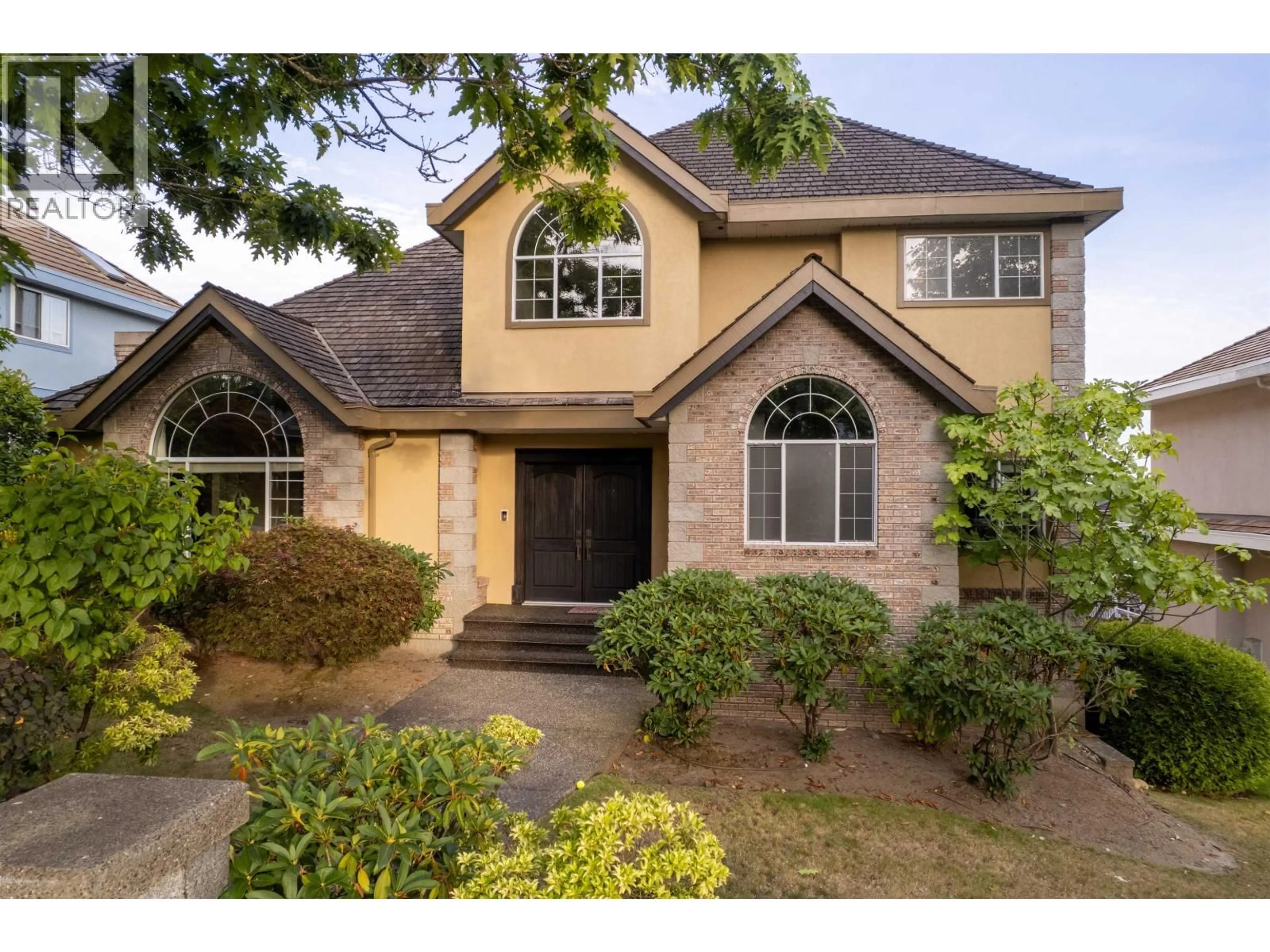 Home with brick exterior material, street for 816 CITADEL DRIVE, Port Coquitlam British Columbia V3C6B1