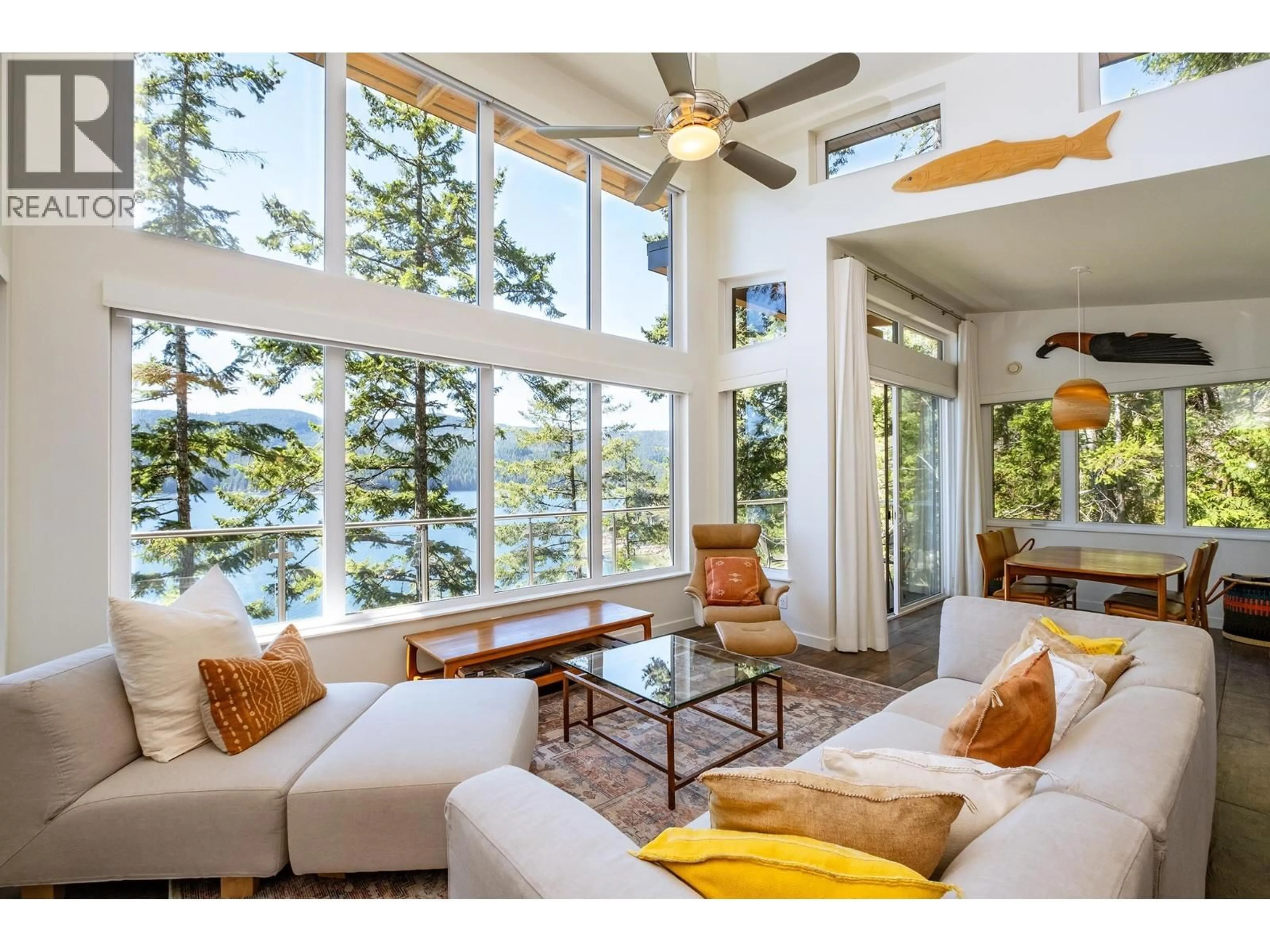 Living room with furniture, unknown for 6815 SANDY HOOK TRAIL, Sechelt British Columbia V7Z0C9