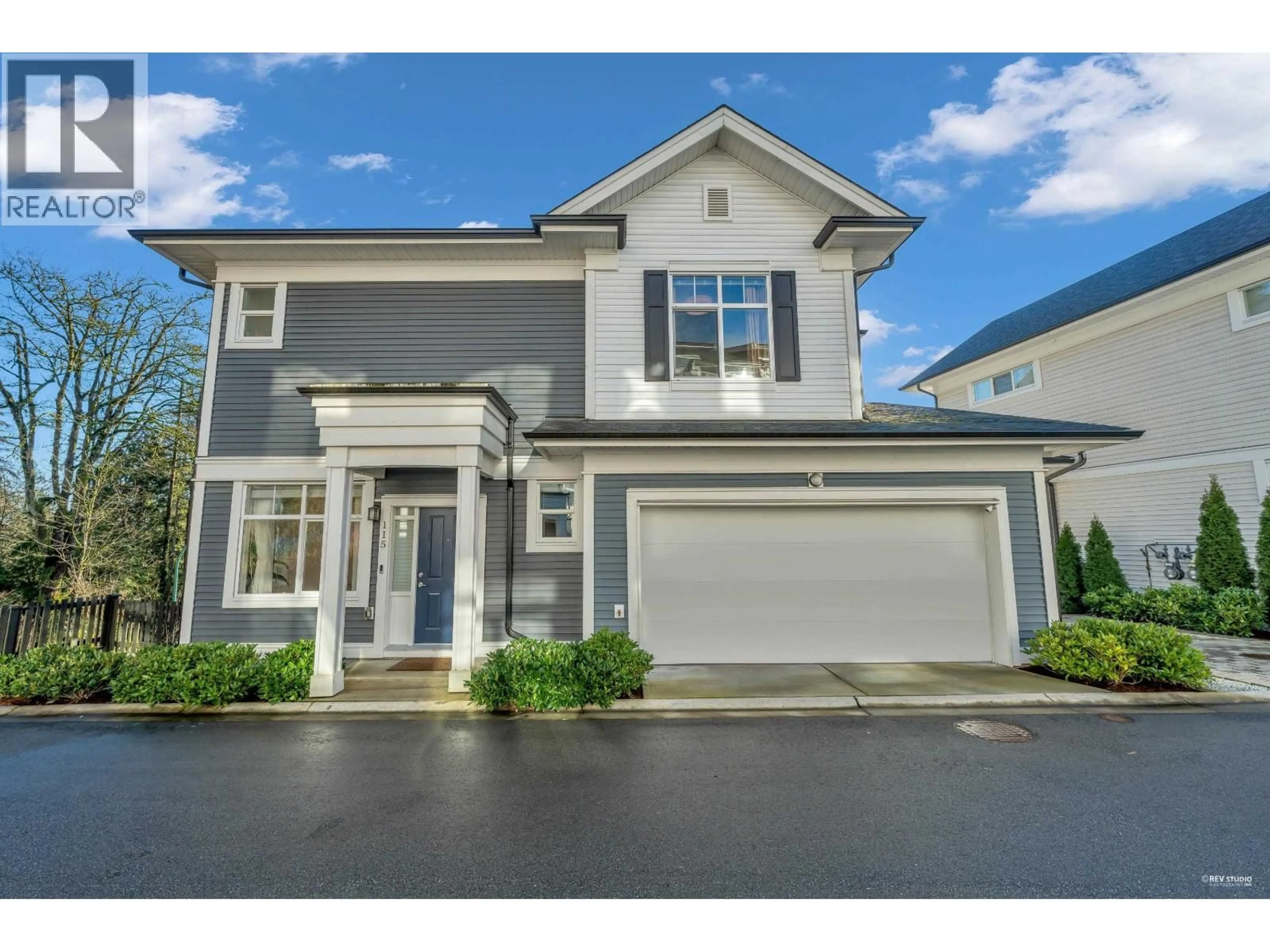 Home with vinyl exterior material, street for 115 - 3565 BAYCREST AVENUE, Coquitlam British Columbia V3B2W7