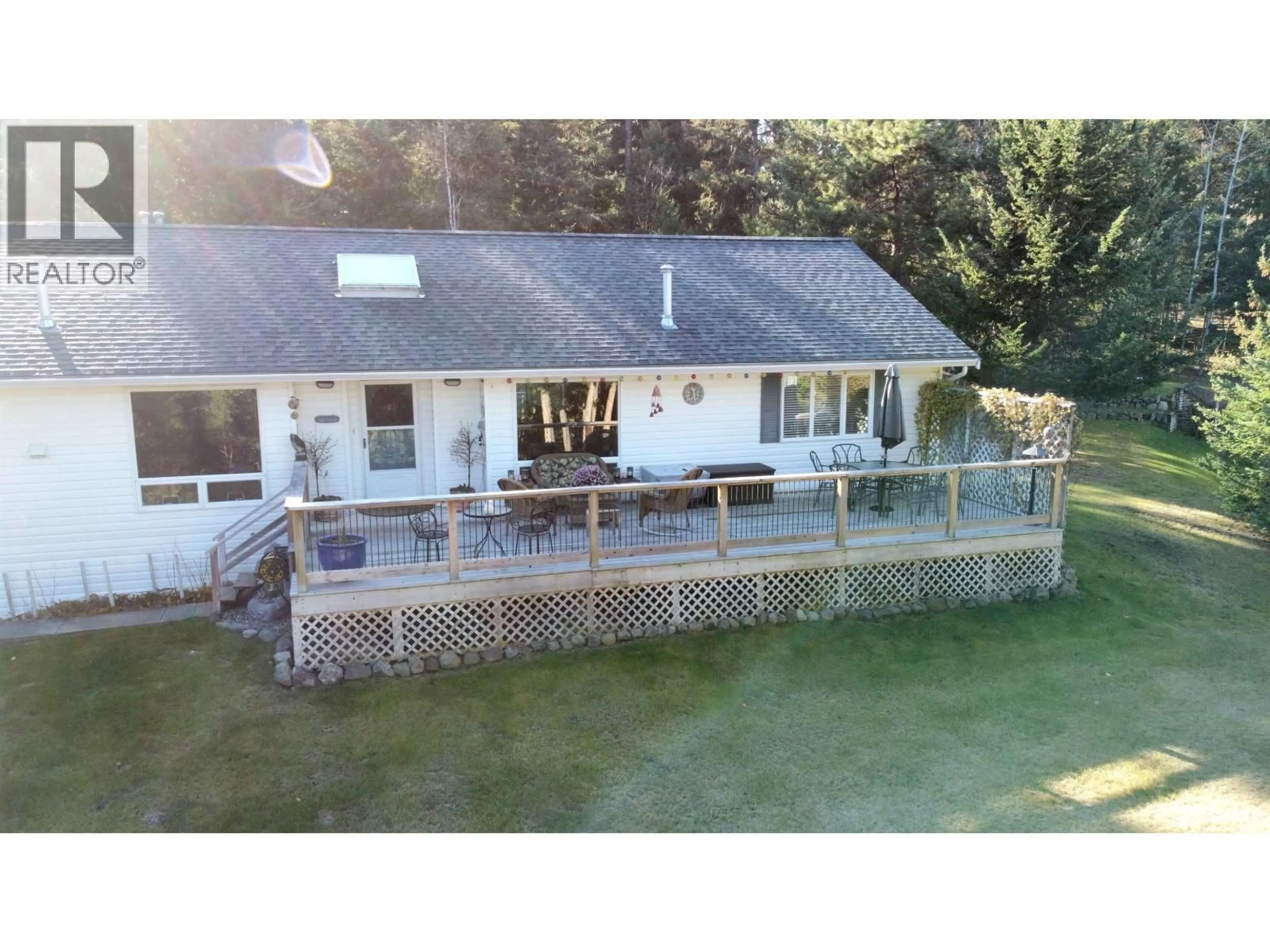 A pic from outside/outdoor area/front of a property/back of a property/a pic from drone, unknown for 5270 MACKAY CRESCENT, 108 Mile Ranch British Columbia V0K2Z0
