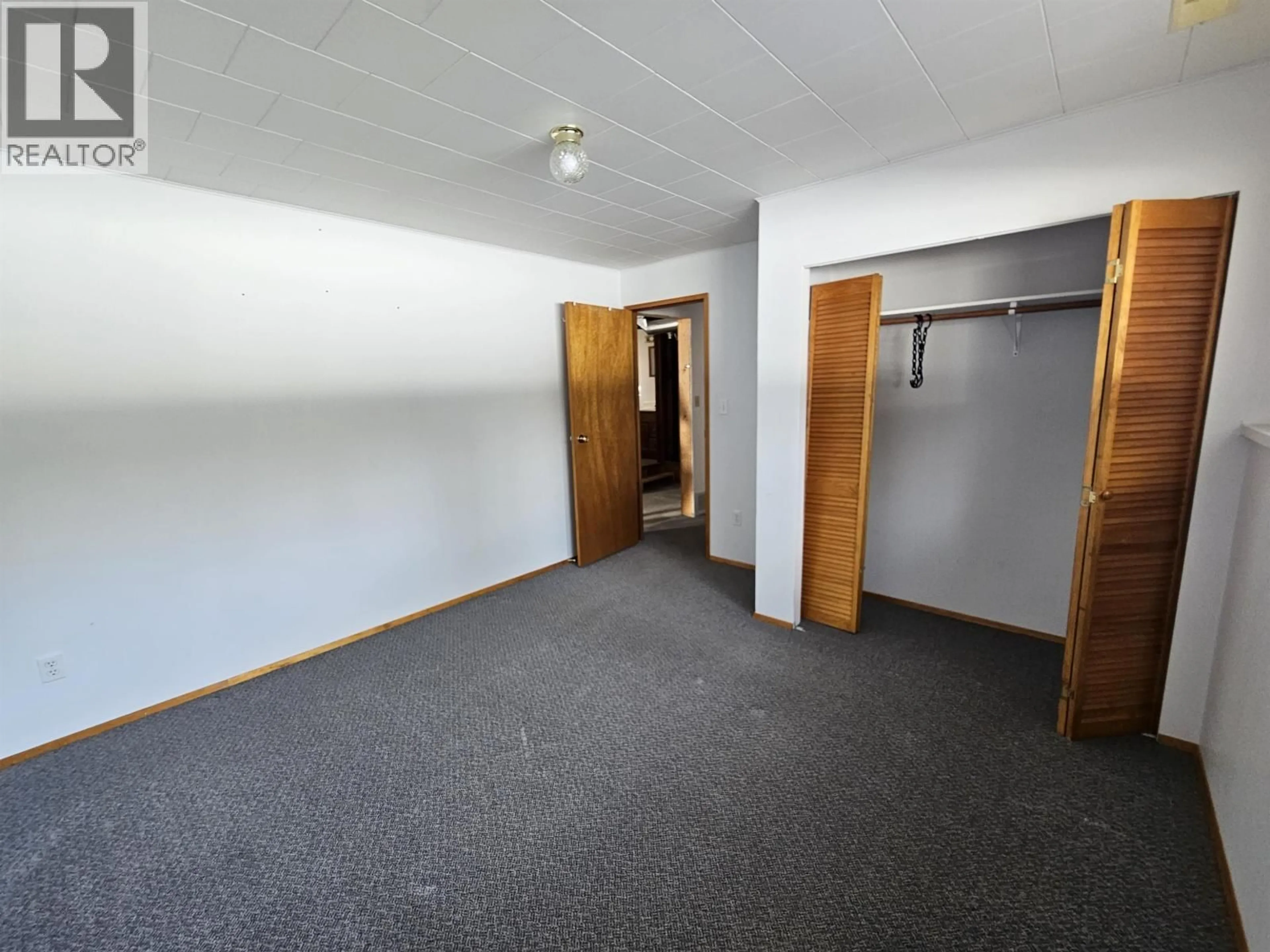 A pic of a room for 5982 HORSE LAKE ROAD, 100 Mile House British Columbia V0K2E3